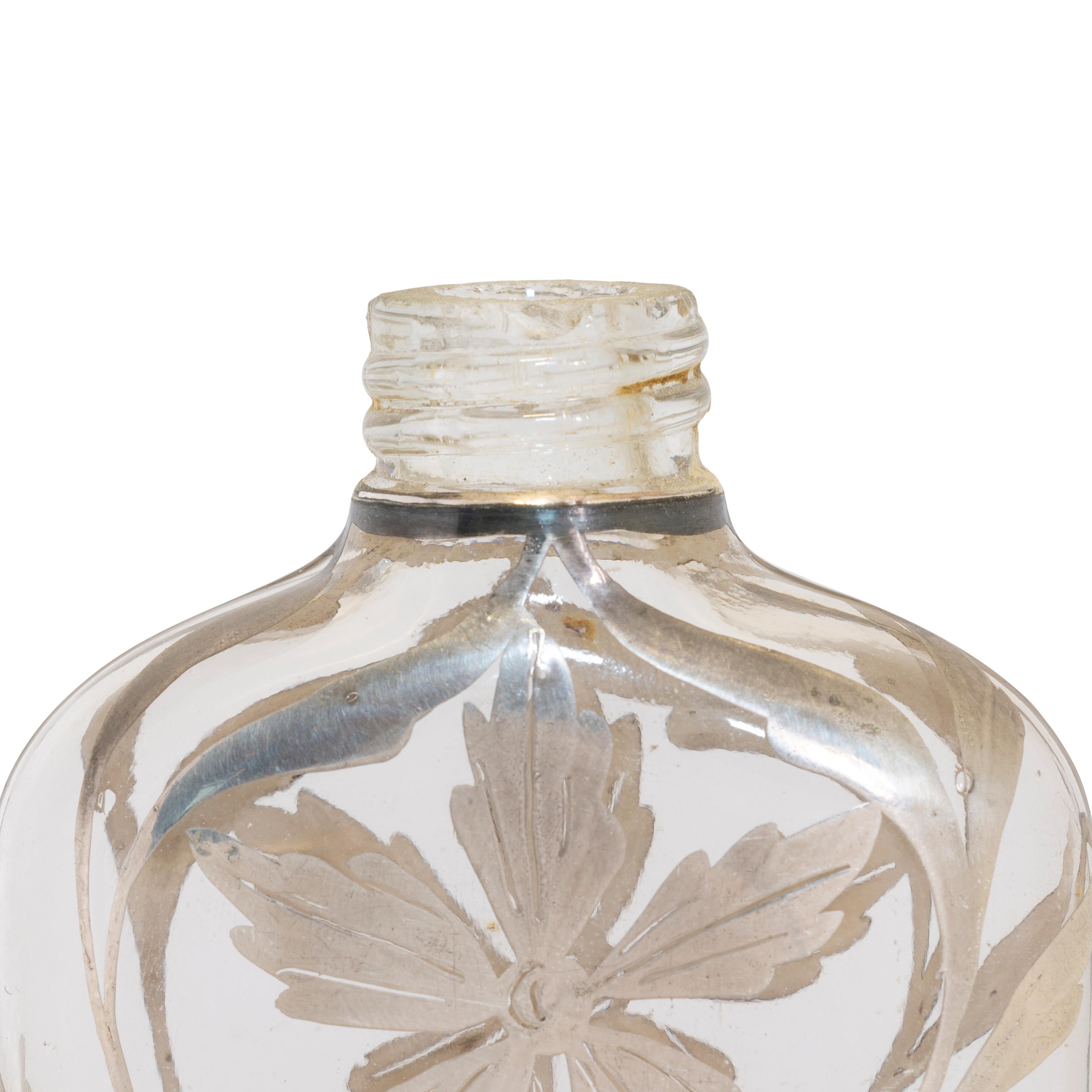 19th Century Sterling Silver Flower Victorian Flask In Excellent Condition For Sale In Coeur d Alene, ID