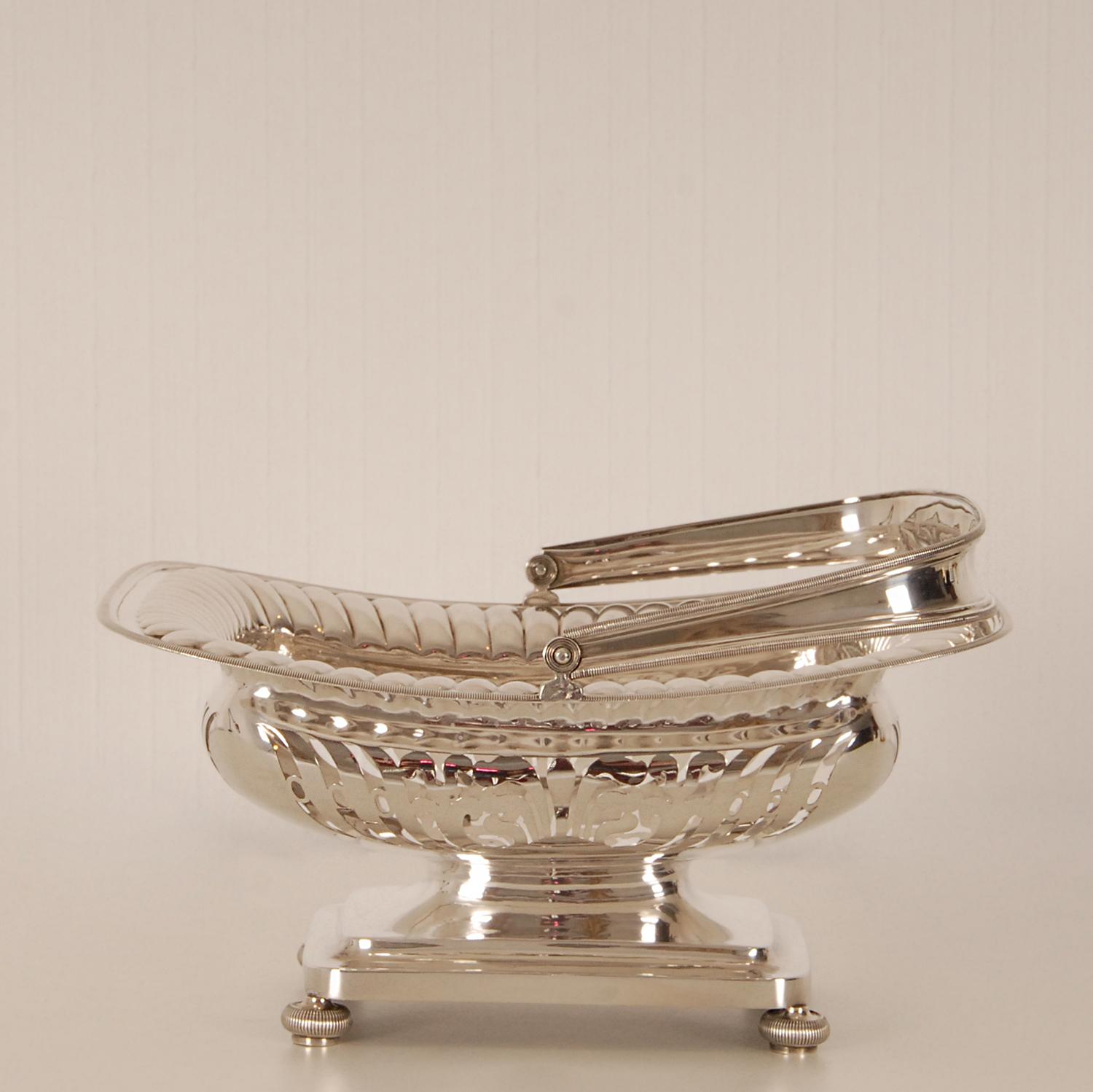 Cesta Imperio Plata de Ley Cesta Georgiana Calada Napoleónica Siglo XIX siglo XIX en venta