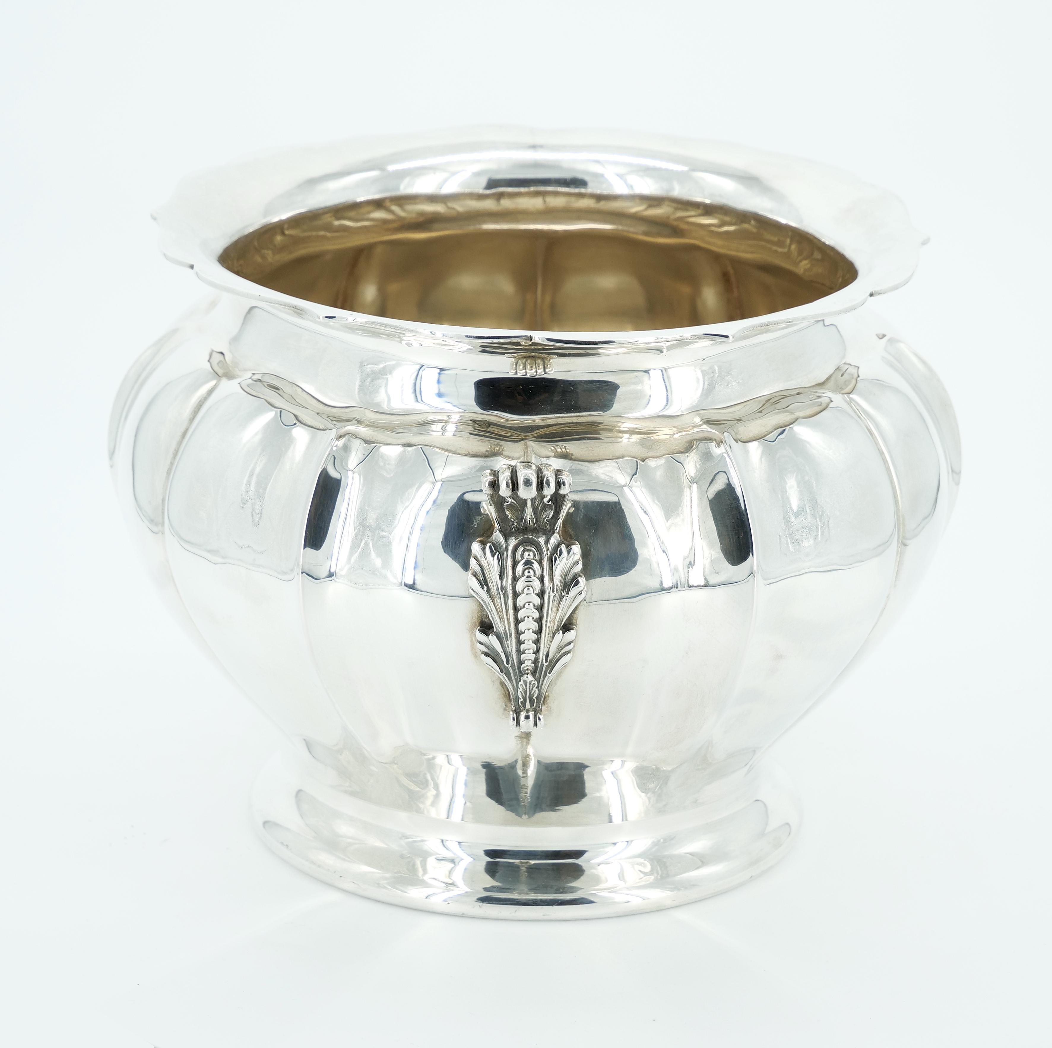 19th Century Sterling Silver / Gold Wash Interior Barware Champagne Cooler In Good Condition For Sale In Tarry Town, NY