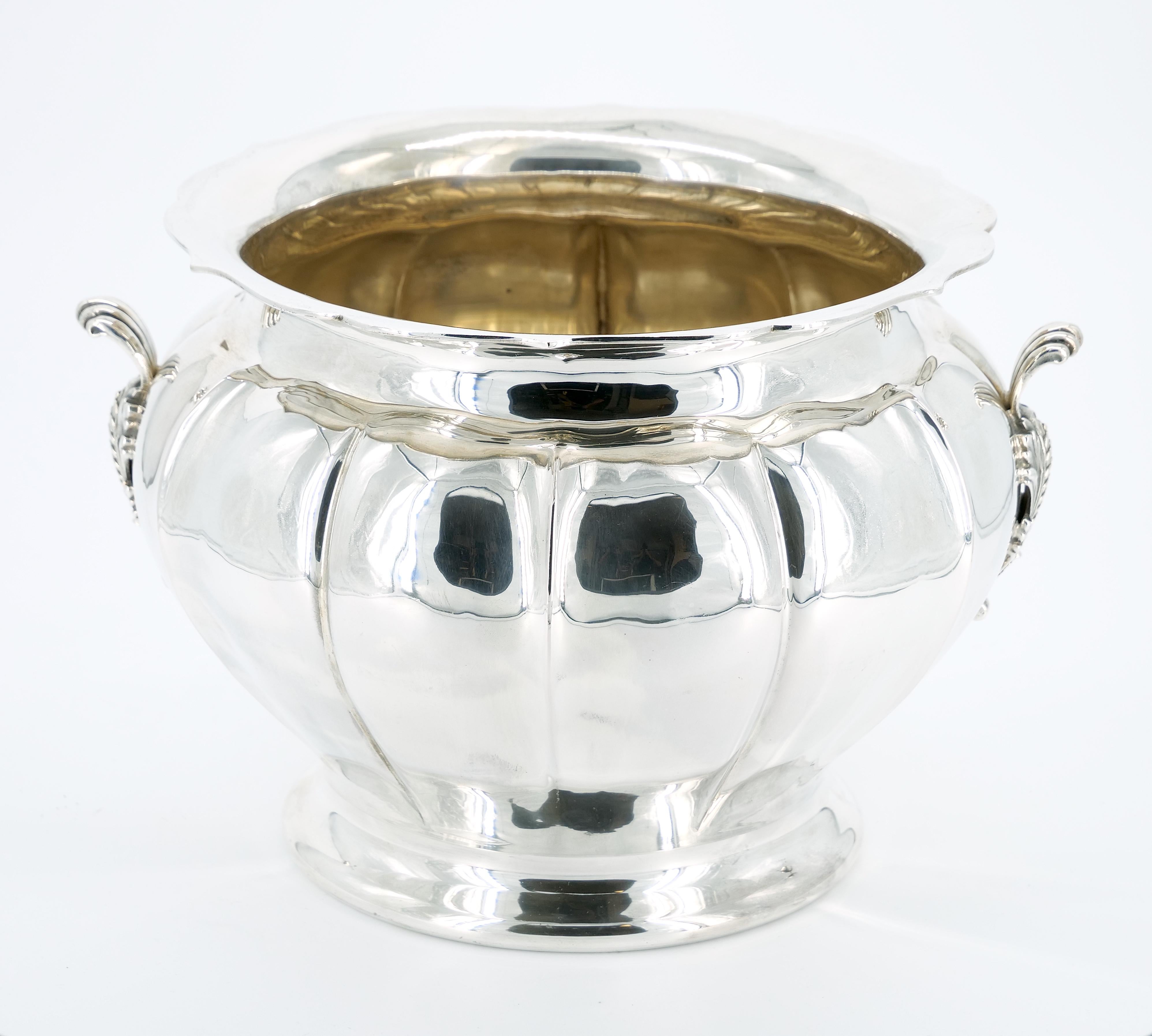 19th Century Sterling Silver / Gold Wash Interior Barware Champagne Cooler For Sale 2