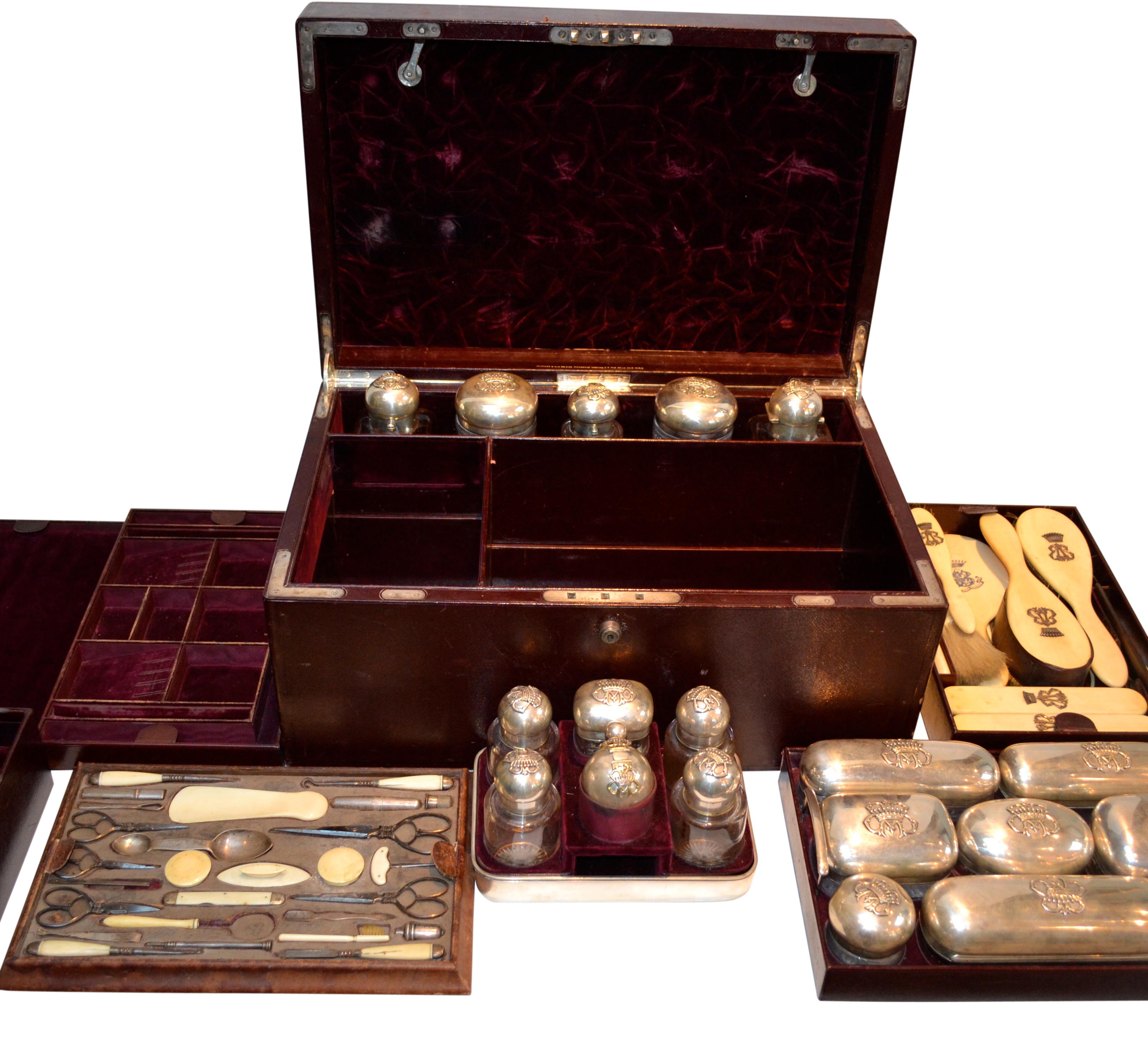 19th Century Sterling Silver ‘Necessaire De Voyage’ by Leuchars and Son en venta 2