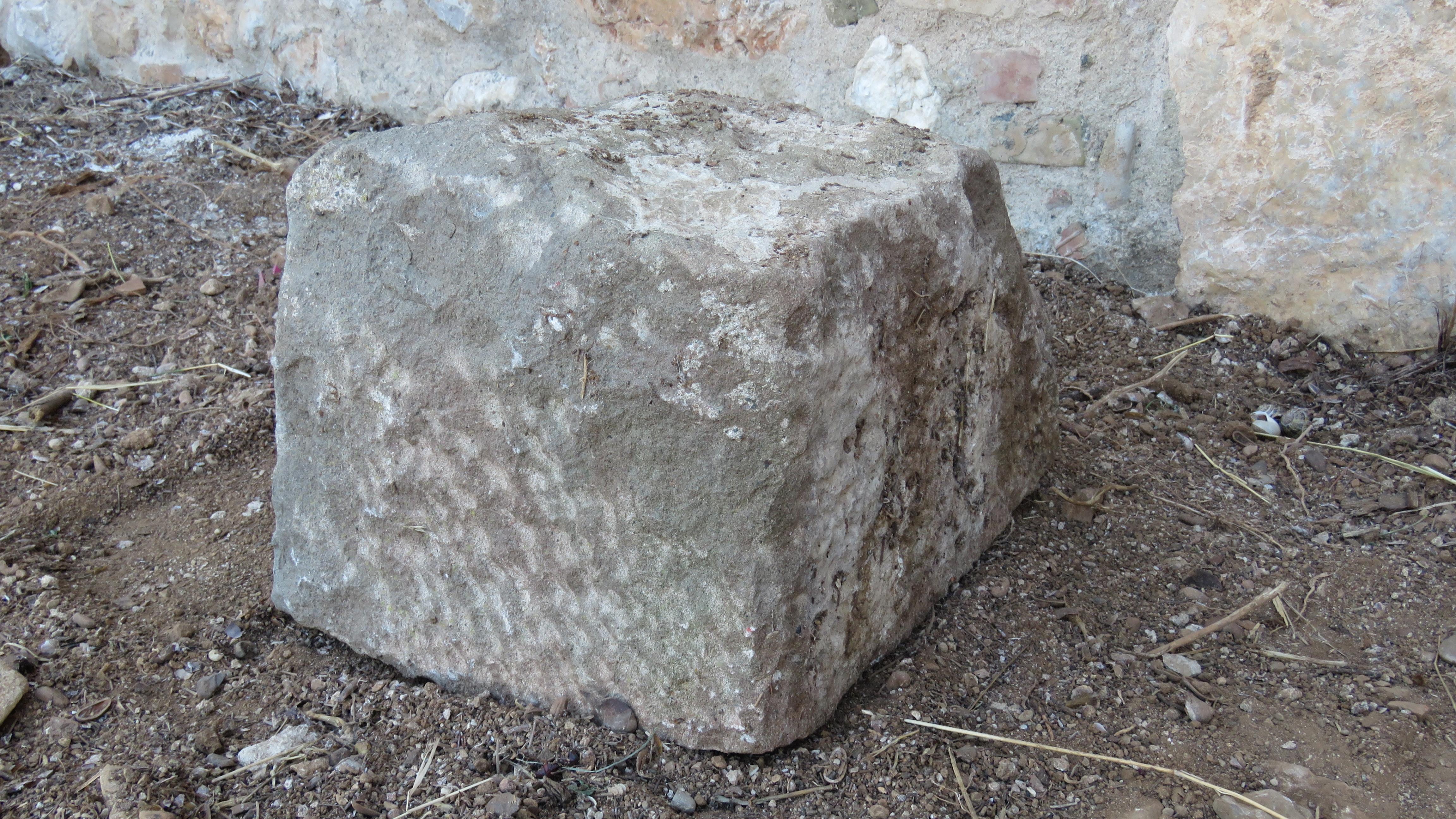 19th Century Stone Bench For Sale 4