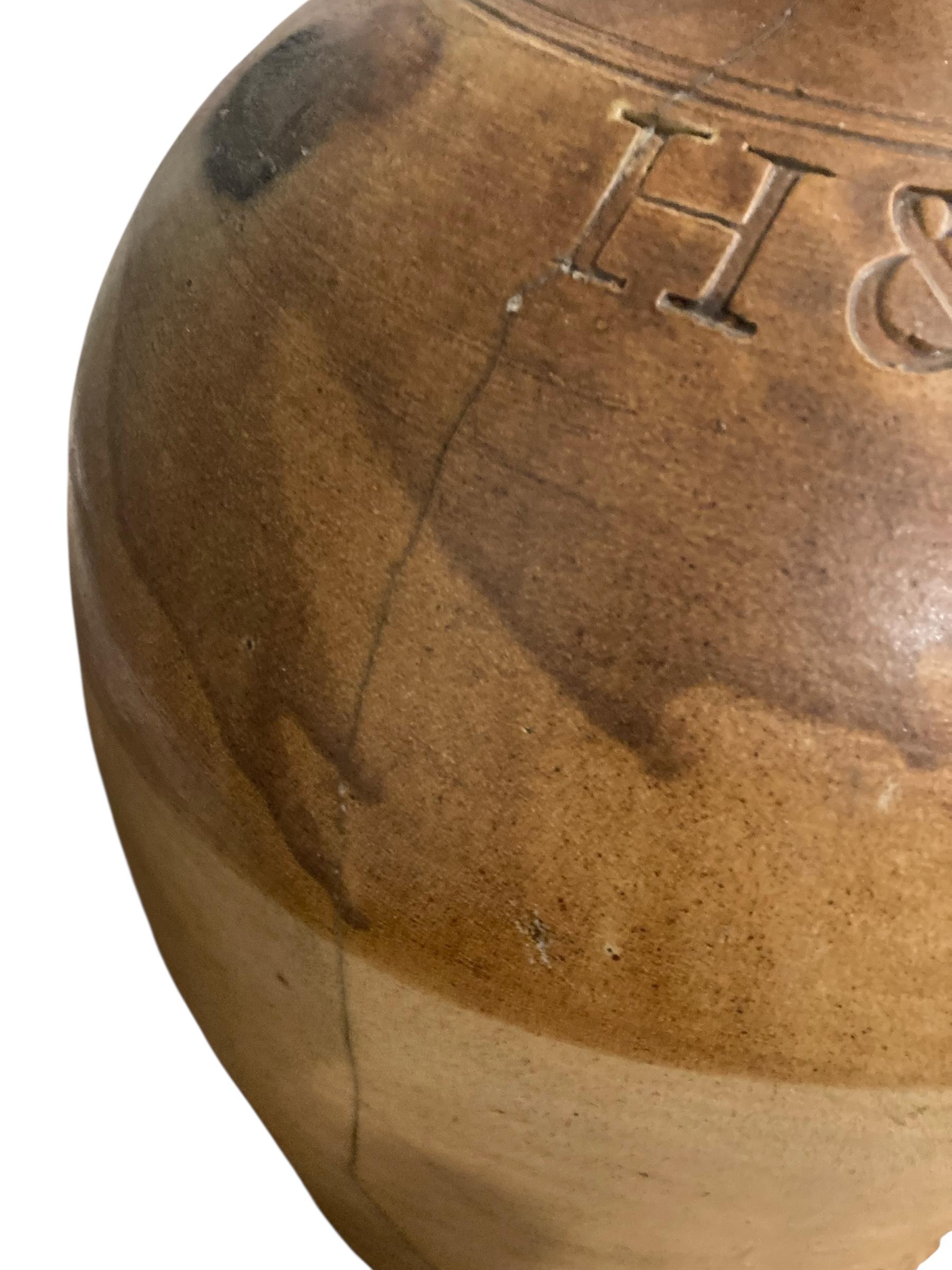 19th century stoneware salt glazed flagons stamped H & RR In Good Condition For Sale In Bishop's Stortford, GB