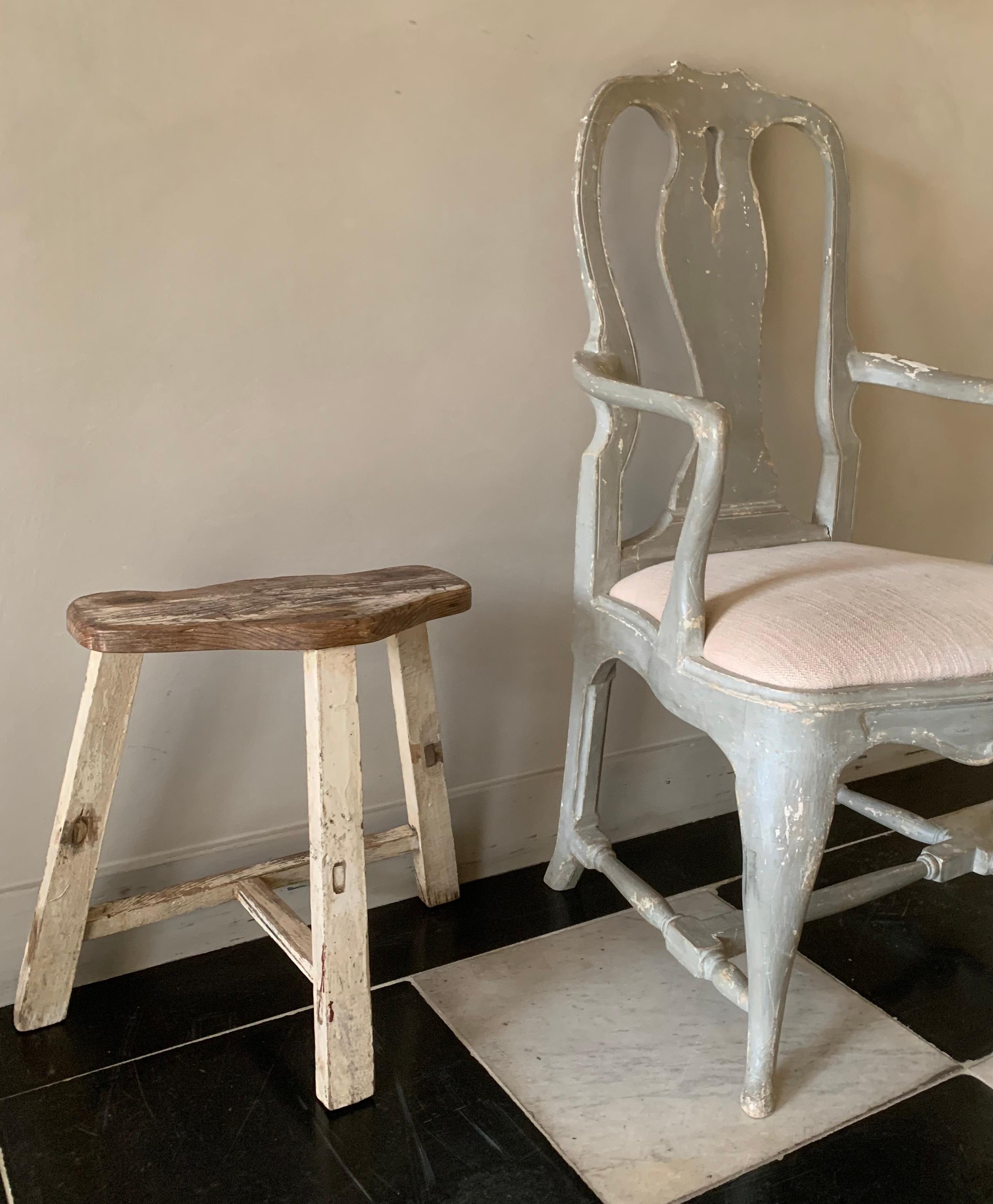 19th Century Stool Original Paint In Good Condition For Sale In Vosselaar, BE
