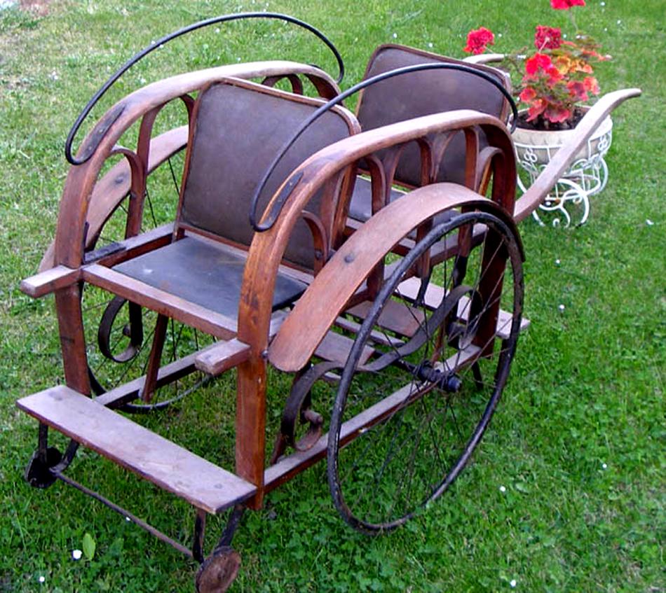 - antique pram for two children - for twins
- late 19th century
- probably made by Thonet
- original very good condition
- unrestored
- cleaned
- metal construction with wheels of 60 cm diameter
- fitted with bentwood elements
- two seats
- multiple