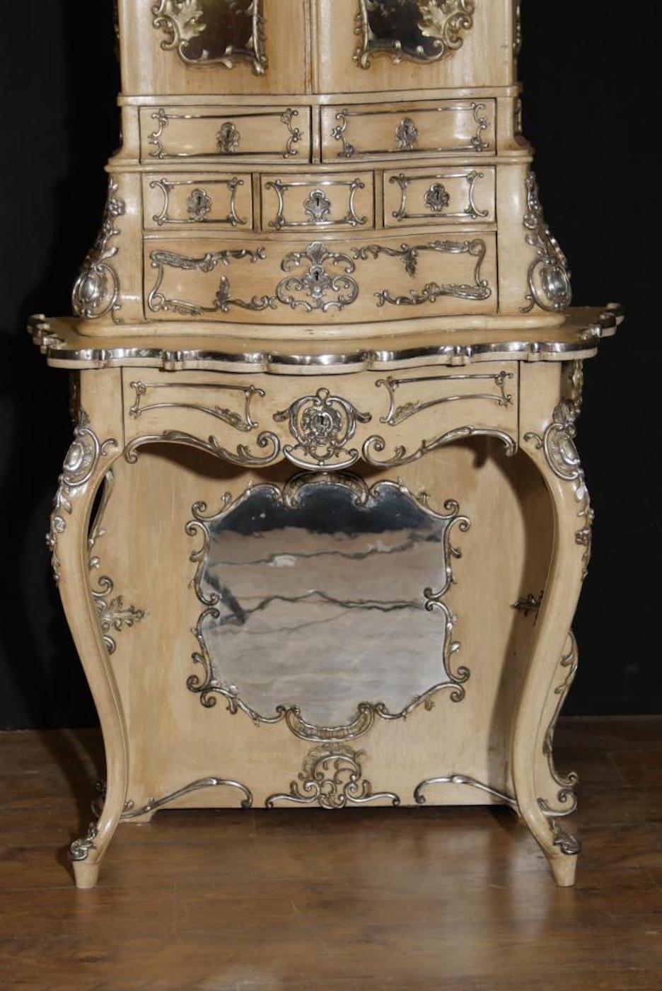 19th Century Stunning Elaborately Hand-Painted Italian Florentine Cabinet 2