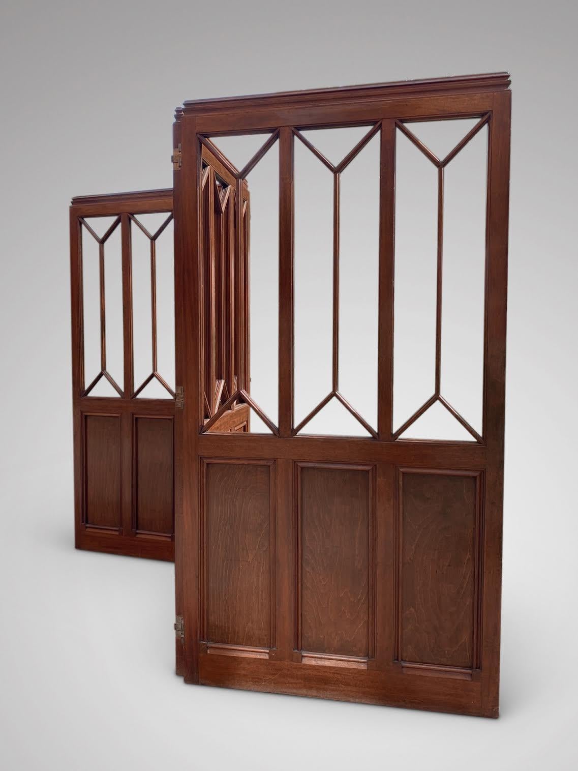 Victorian 19th Century Stunning Quality Three Panel Folding Screen For Sale
