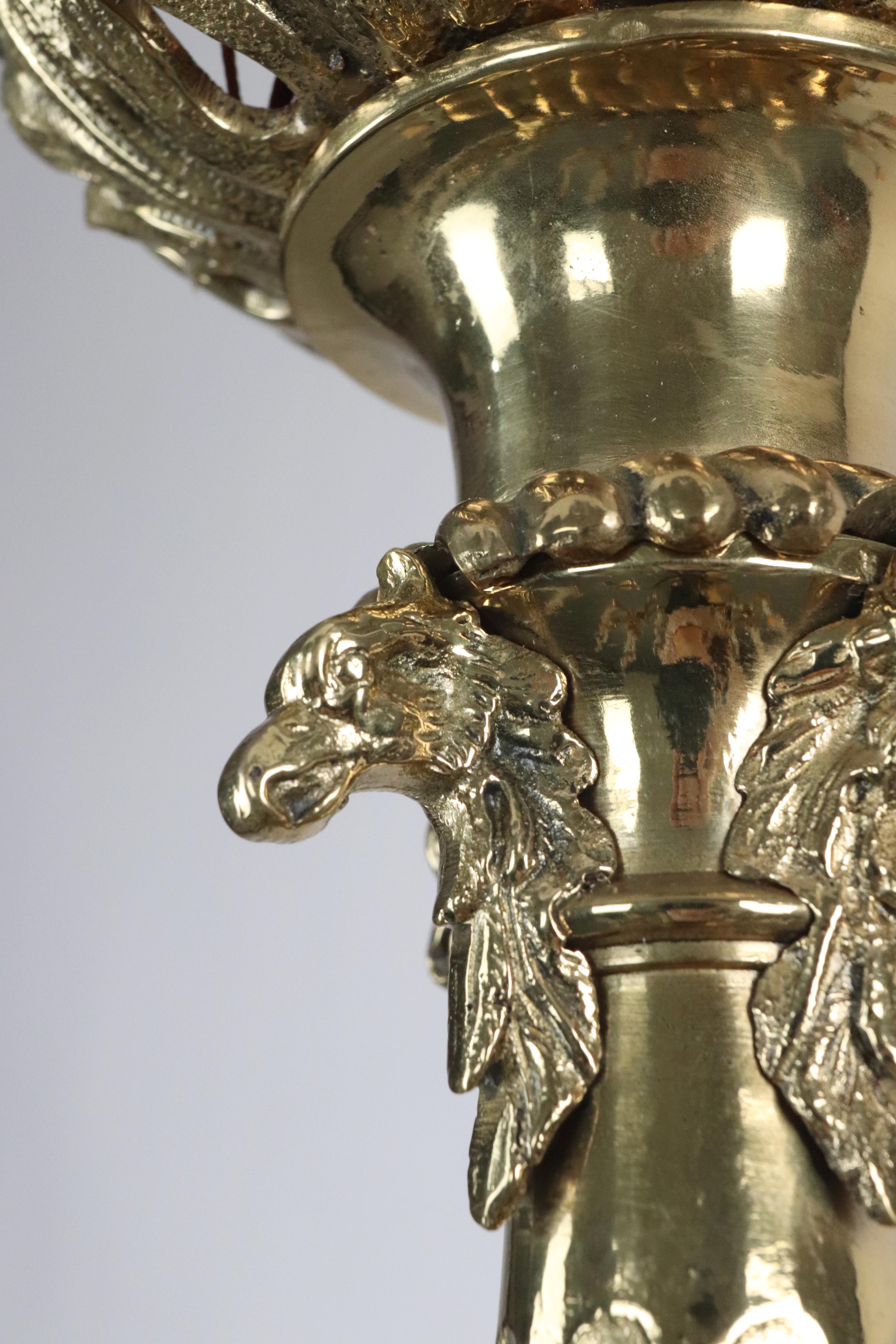 Lampadario in bronzo rinascimentale francese del XIX secolo in vendita 3
