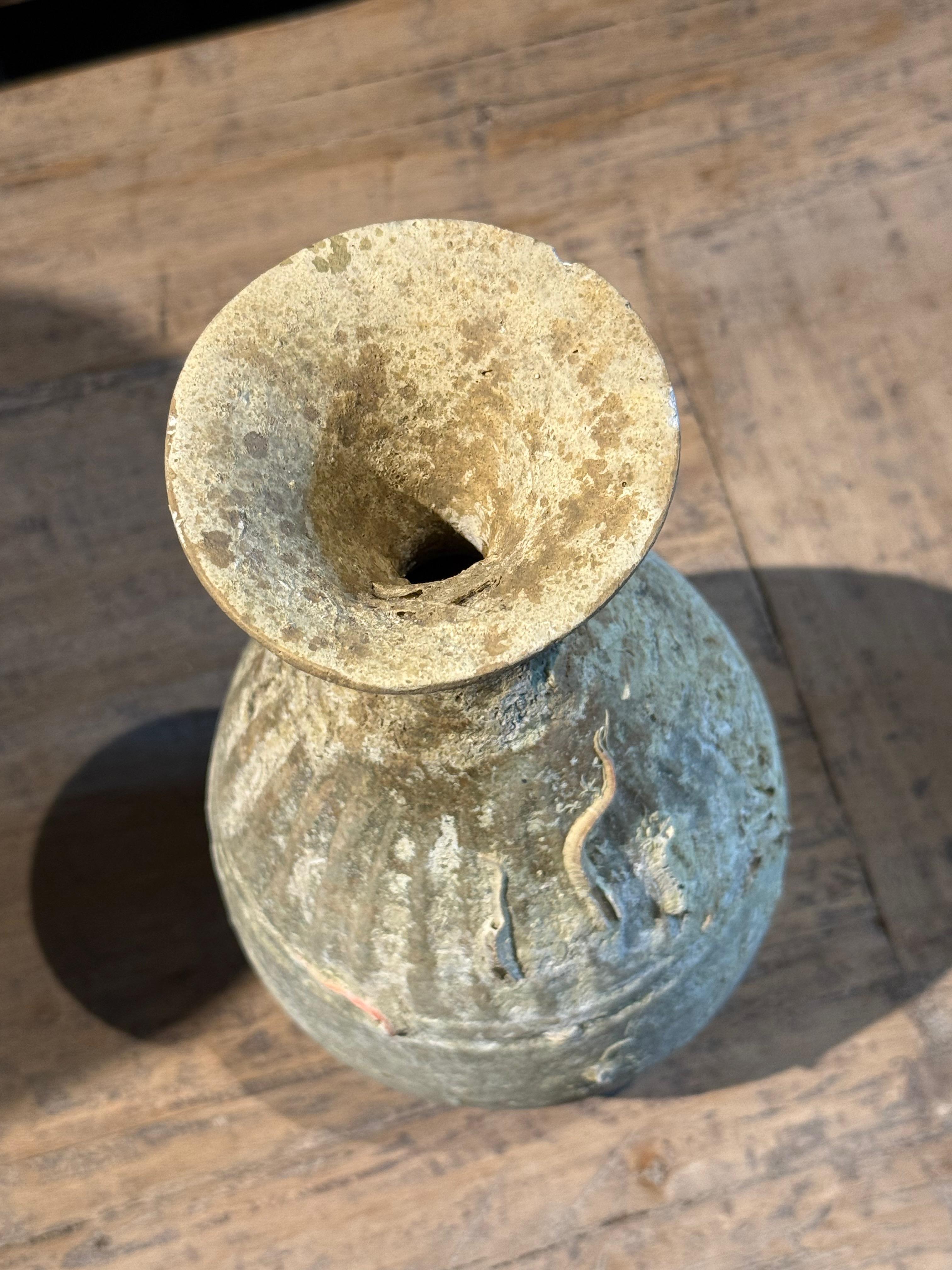 Thaïlandais Bouteille de médicaments du 19e siècle provenant de l'épave du navire Sukhothai, Thaïlande en vente