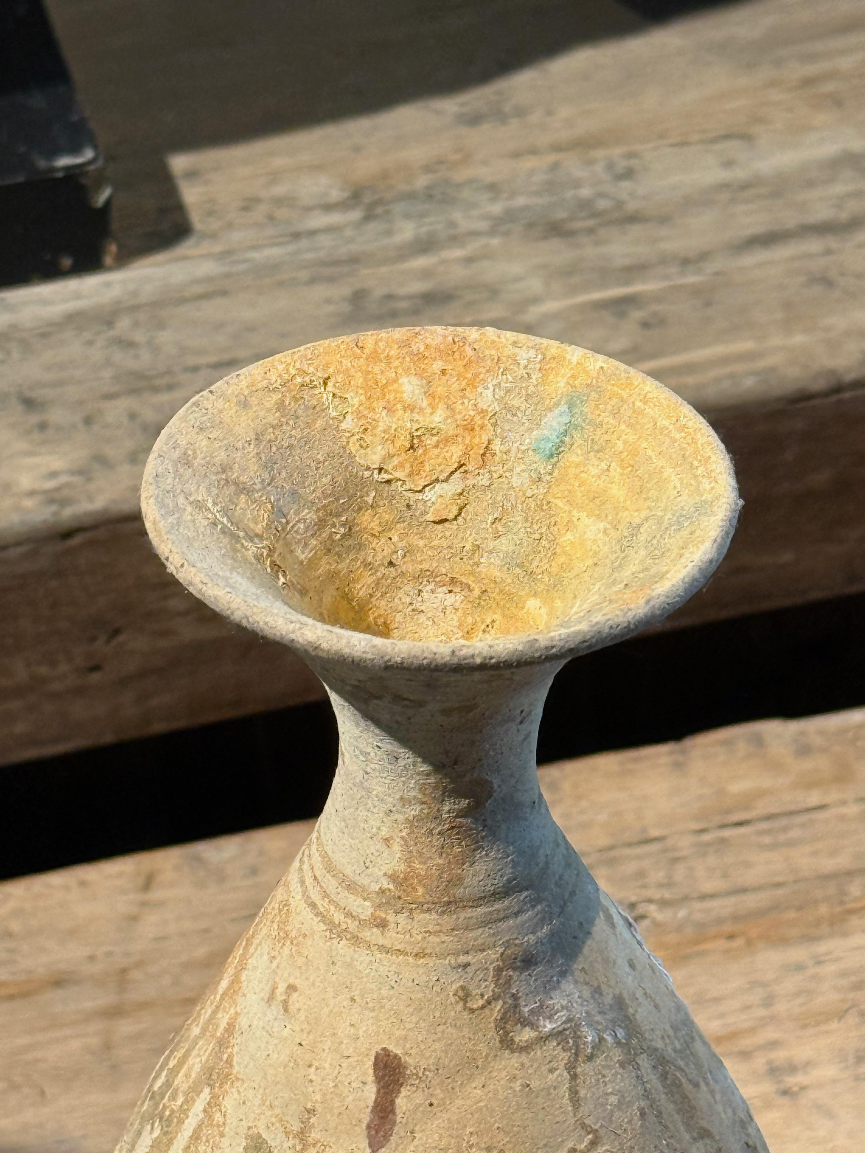 Thaïlandais Bouteille de médicaments du 19e siècle provenant de l'épave du navire Sukhothai, Thaïlande en vente