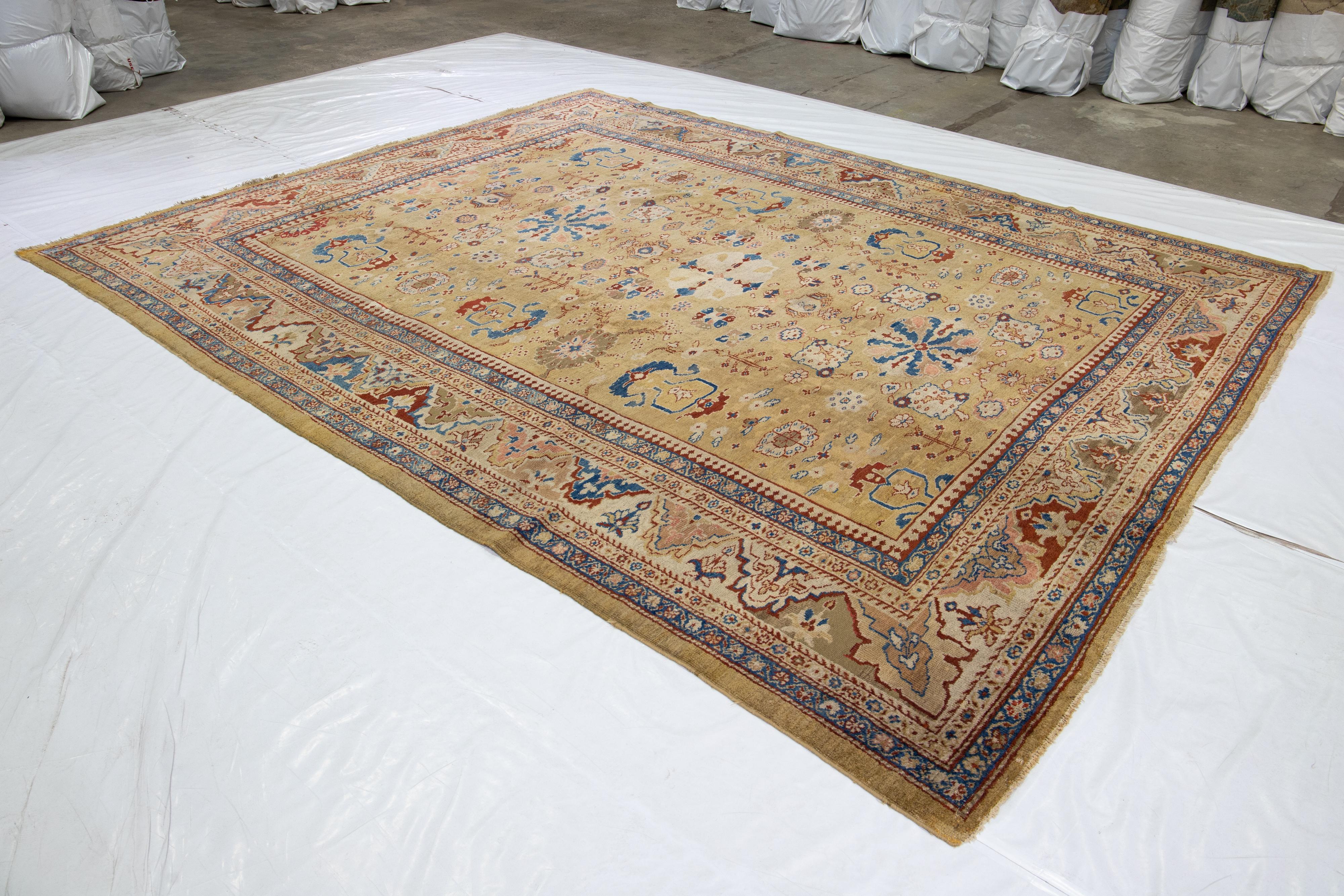 Beige-brauner handgefertigter Wollteppich von Sultanabad aus dem 19. Jahrhundert im Angebot 1