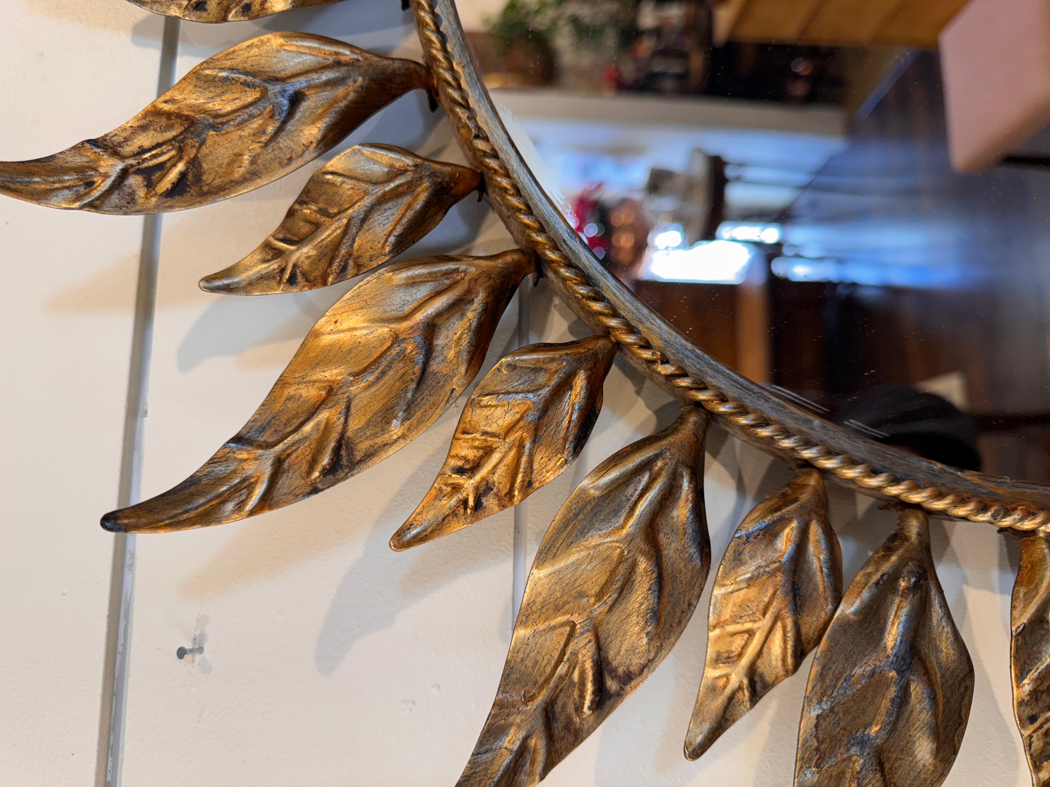 19th Century Sunburst Mirror In Good Condition In Nashville, TN