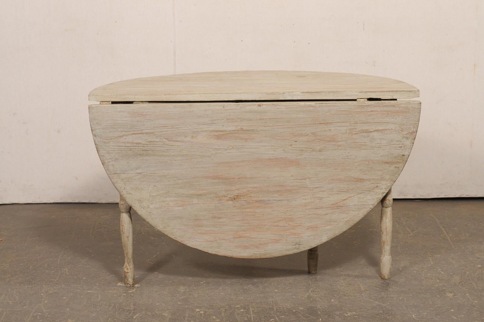 19th Century Swedish 4 ft Diameter Top Round-to-Demi Drop-Leaf Table For Sale 8