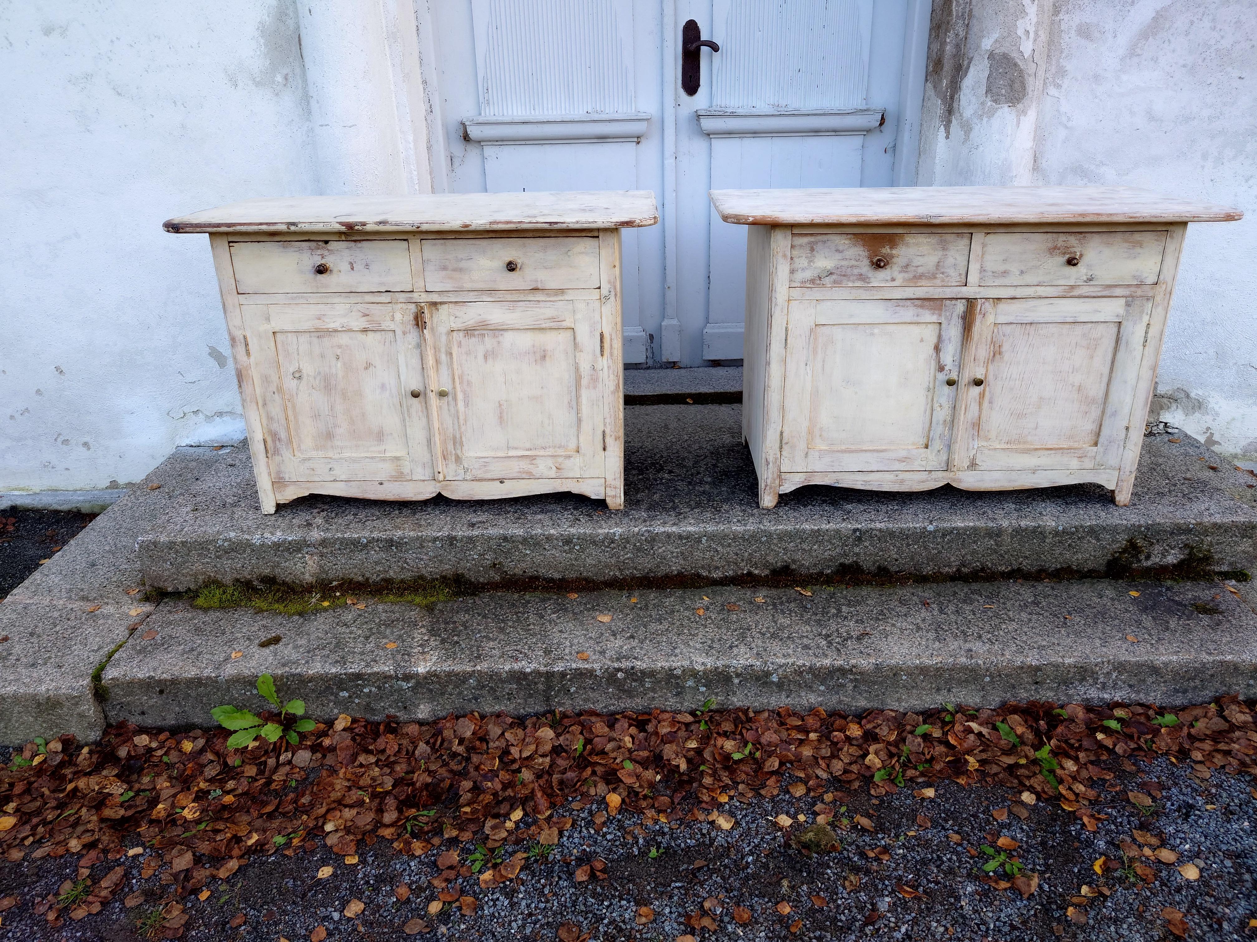 19th Century Swedish Antique genuine rustic unique  pair of  Folk Art buffets In Good Condition For Sale In Boden, SE