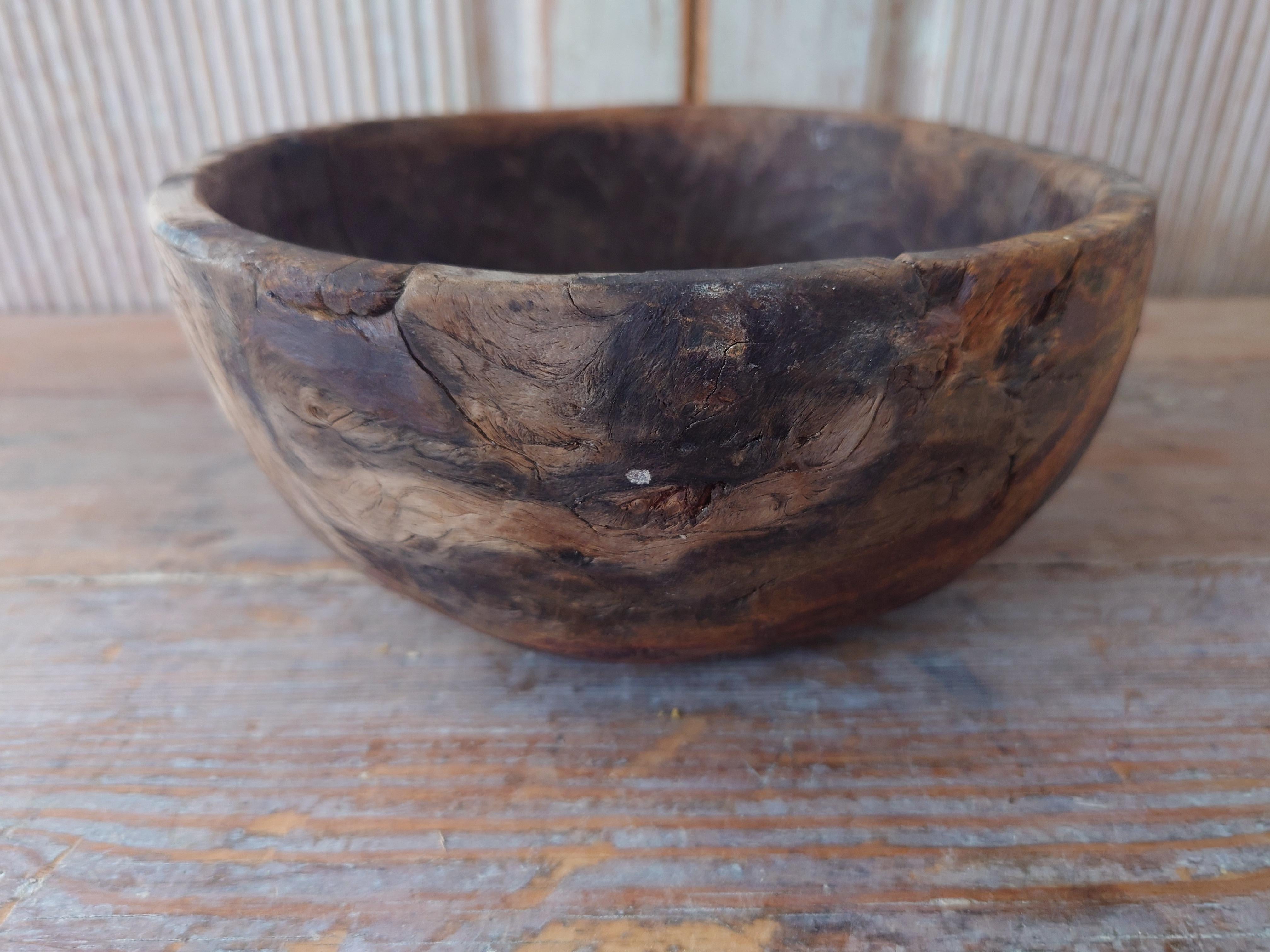 19th Century Swedish Antique Rare Unique Rustic Folk Art Wooden Bowl Dated 1864 For Sale 8
