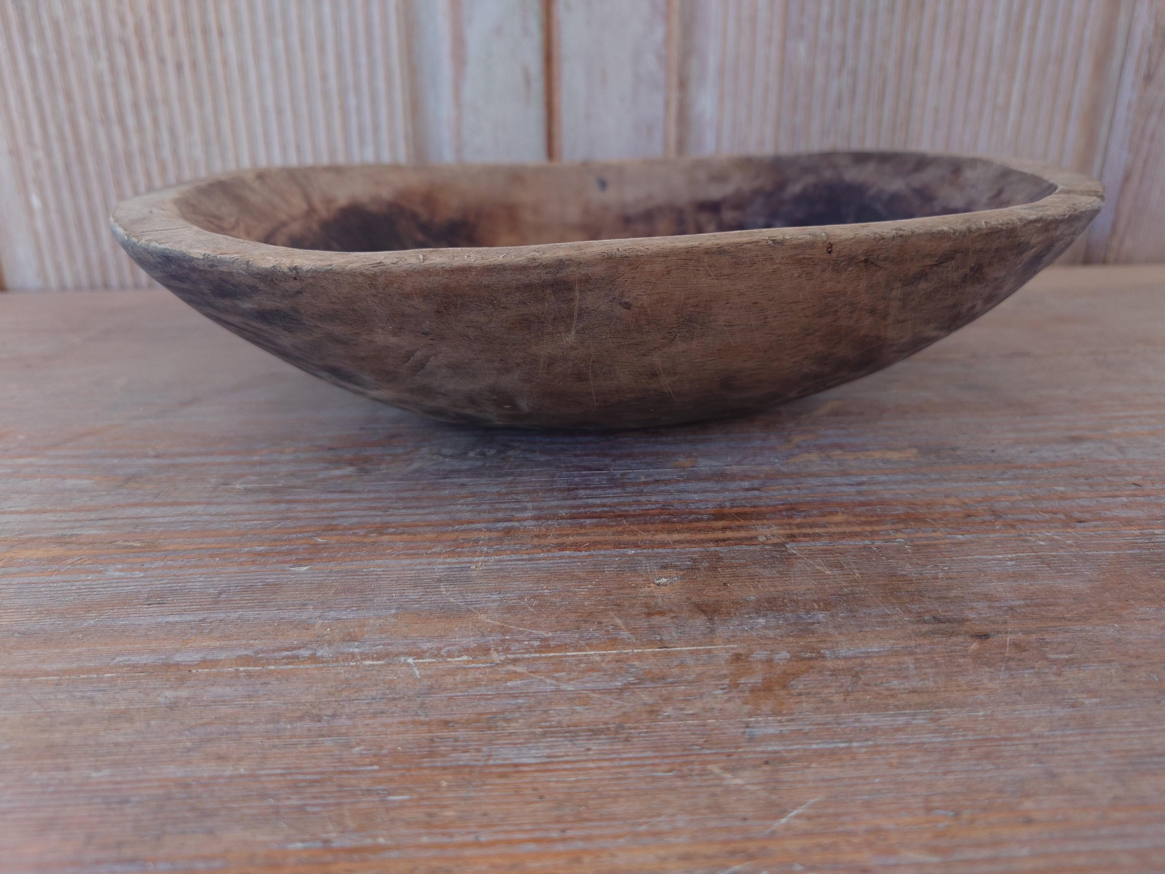 19th Century Swedish  Antique Rustic Folk Art Wooden Bowl dated 1862 For Sale 2