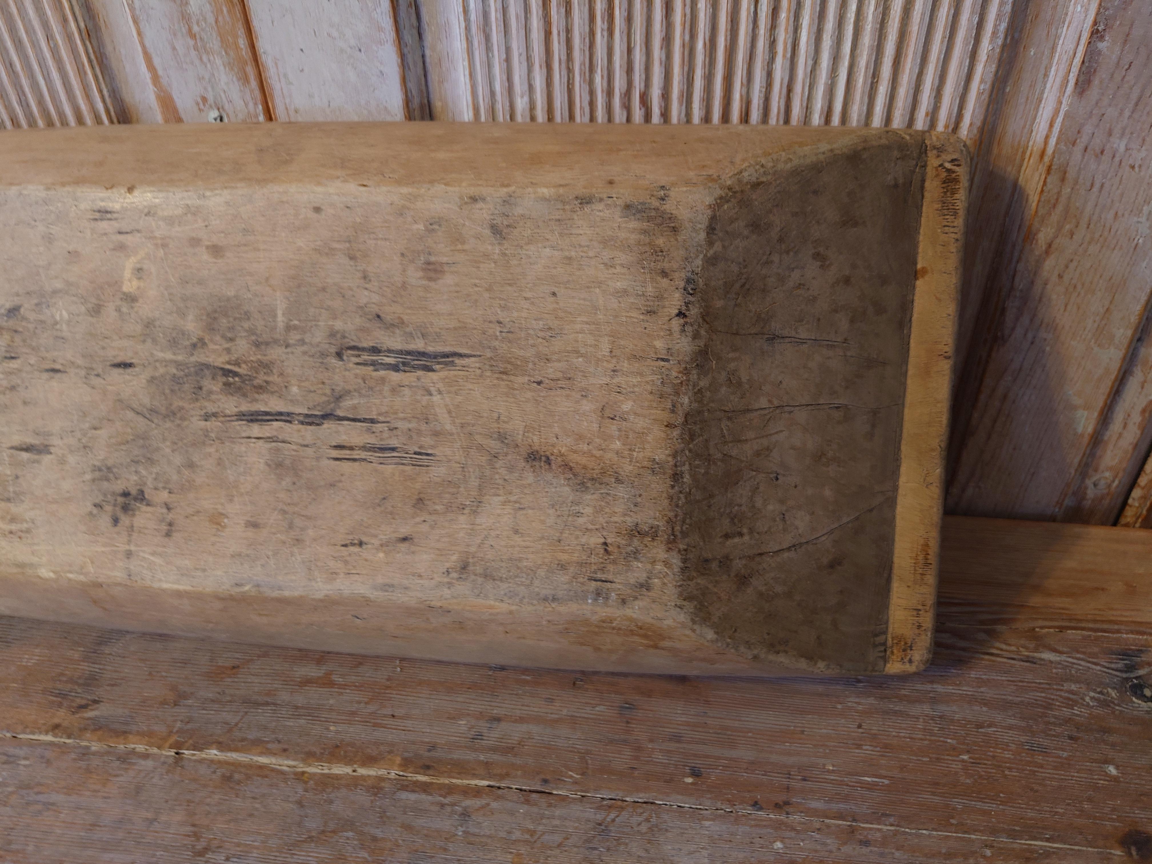 19th Century Swedish  Antique Rustic Folk Art Wooden Trough/ Serving Bowl For Sale 10