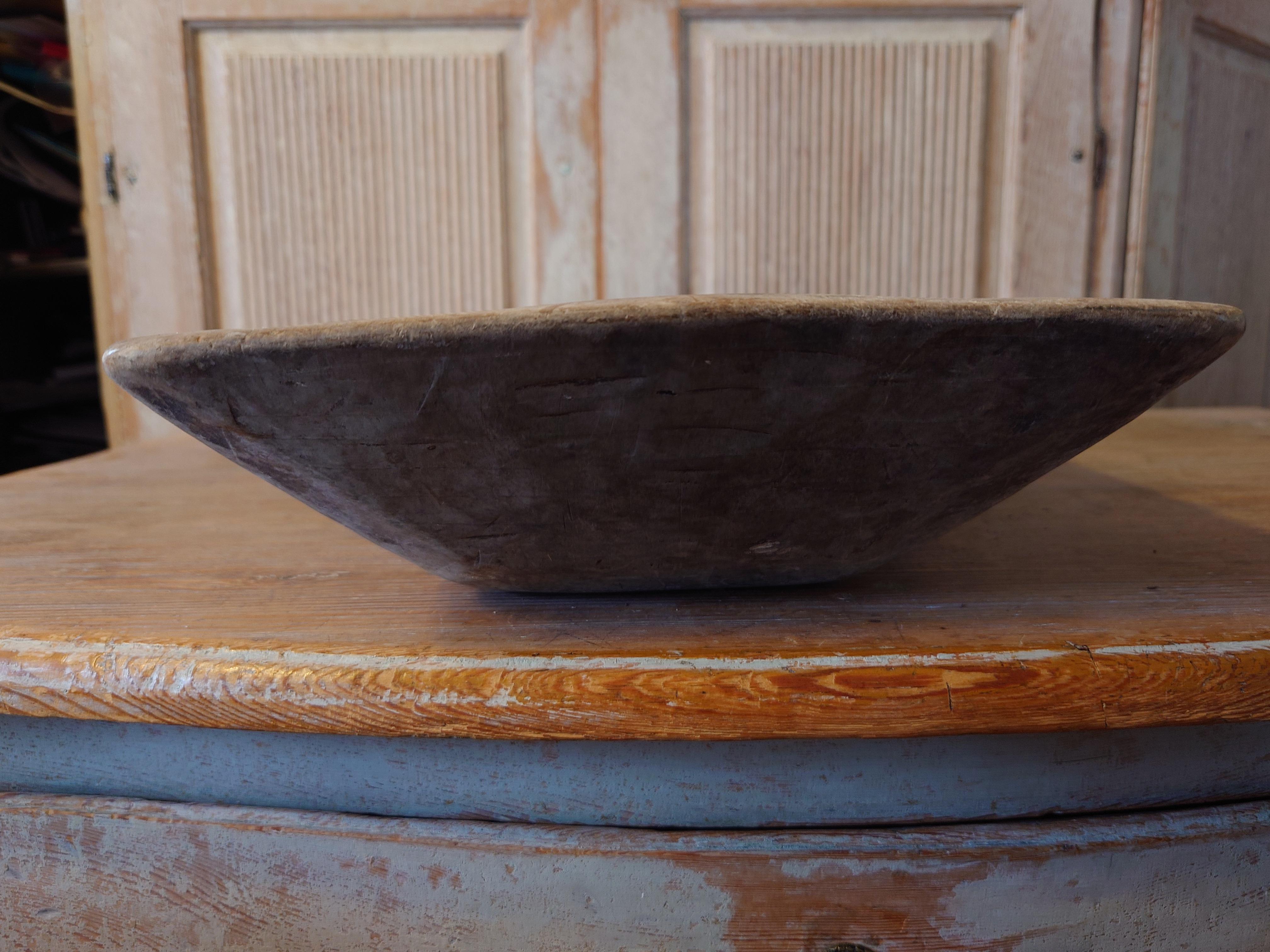 19th Century Swedish  Antique Rustic Folk Art Wooden Trough/ Serving Bowl For Sale 3