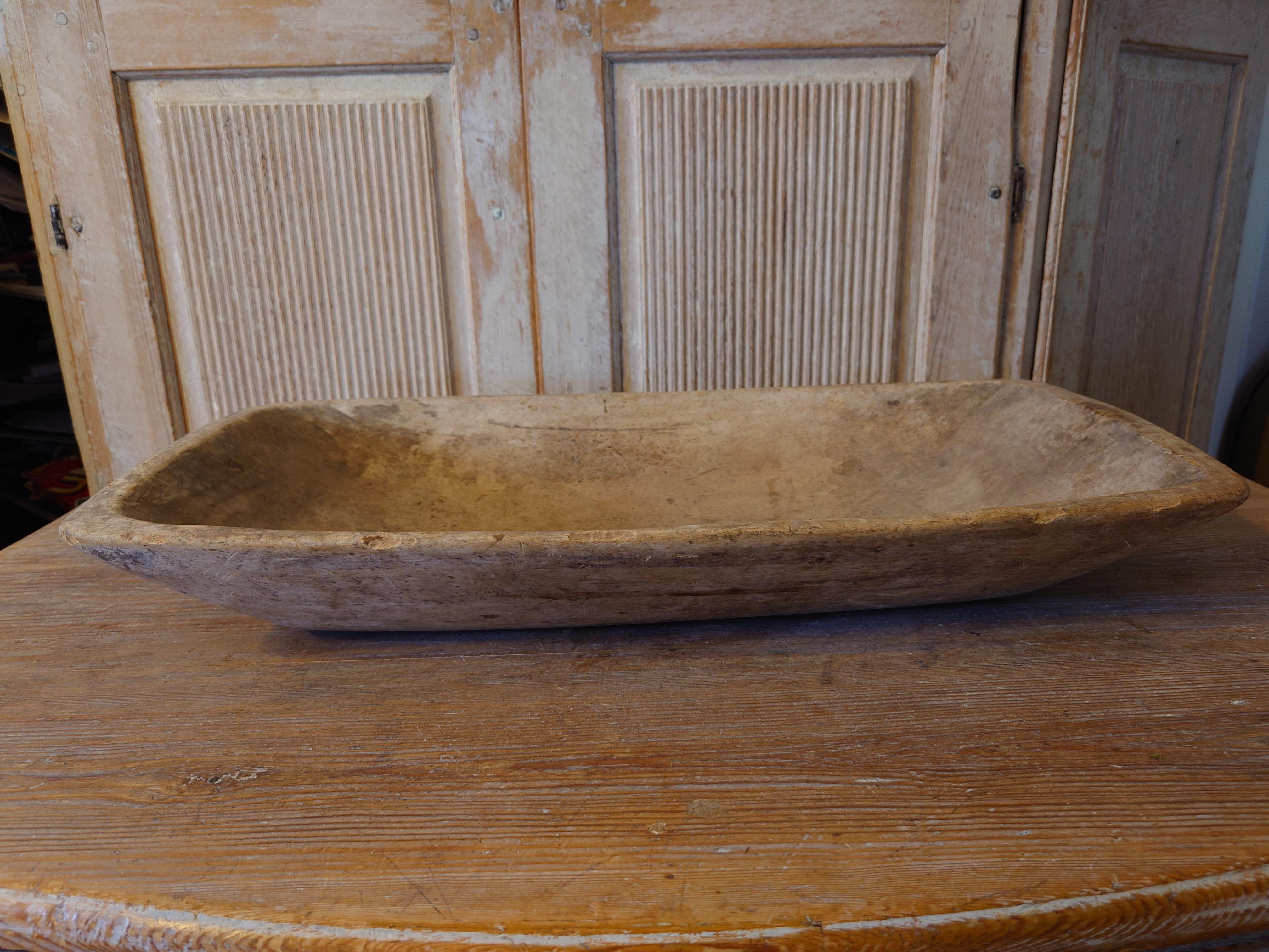 19th Century Swedish  Antique Rustic Folk Art Wooden Trough/ Serving Bowl For Sale 4
