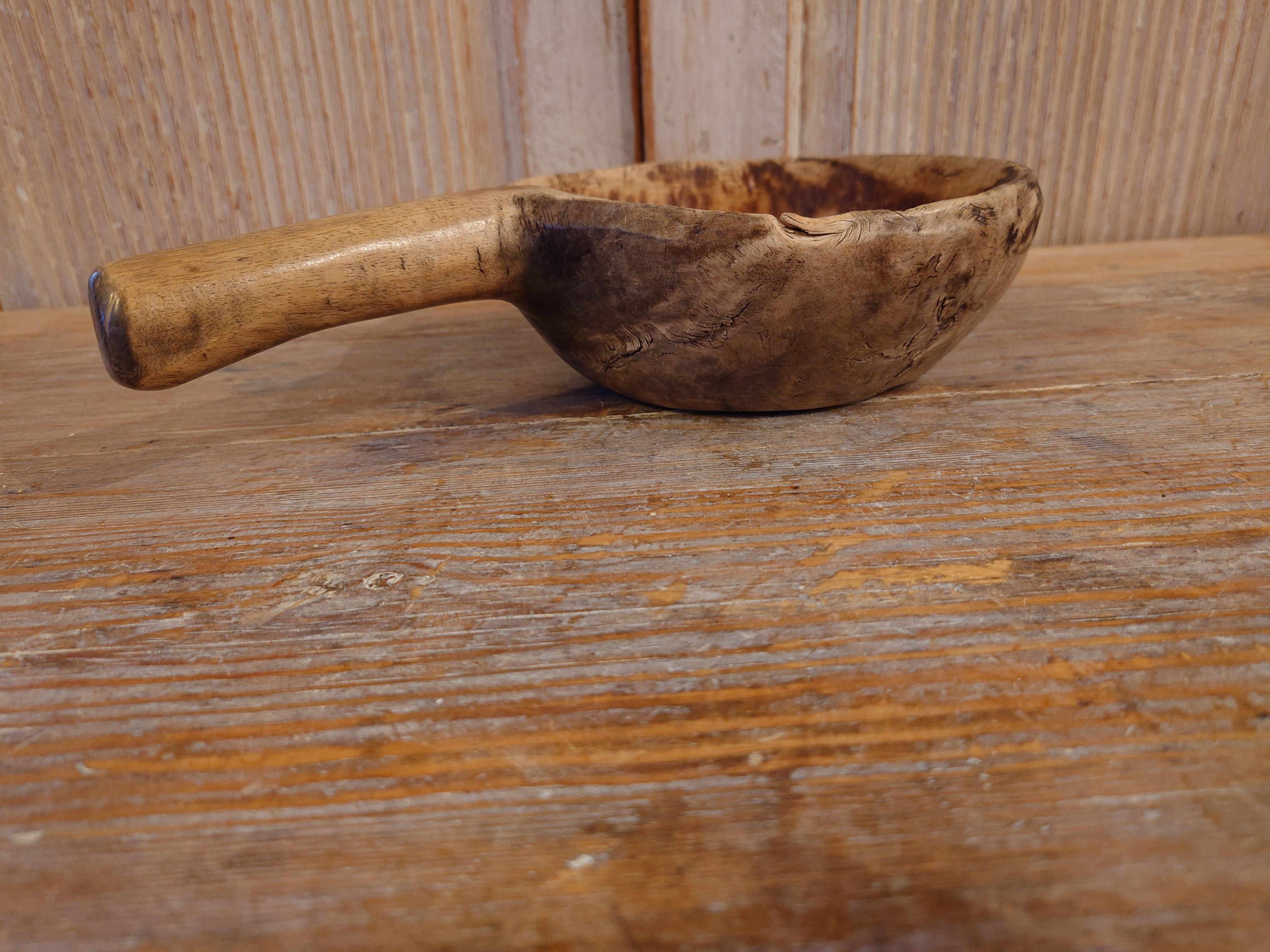 Hand-Carved 19th Century, Swedish Antique Rustic Wooden Bowl with Handle Dated 1831 For Sale