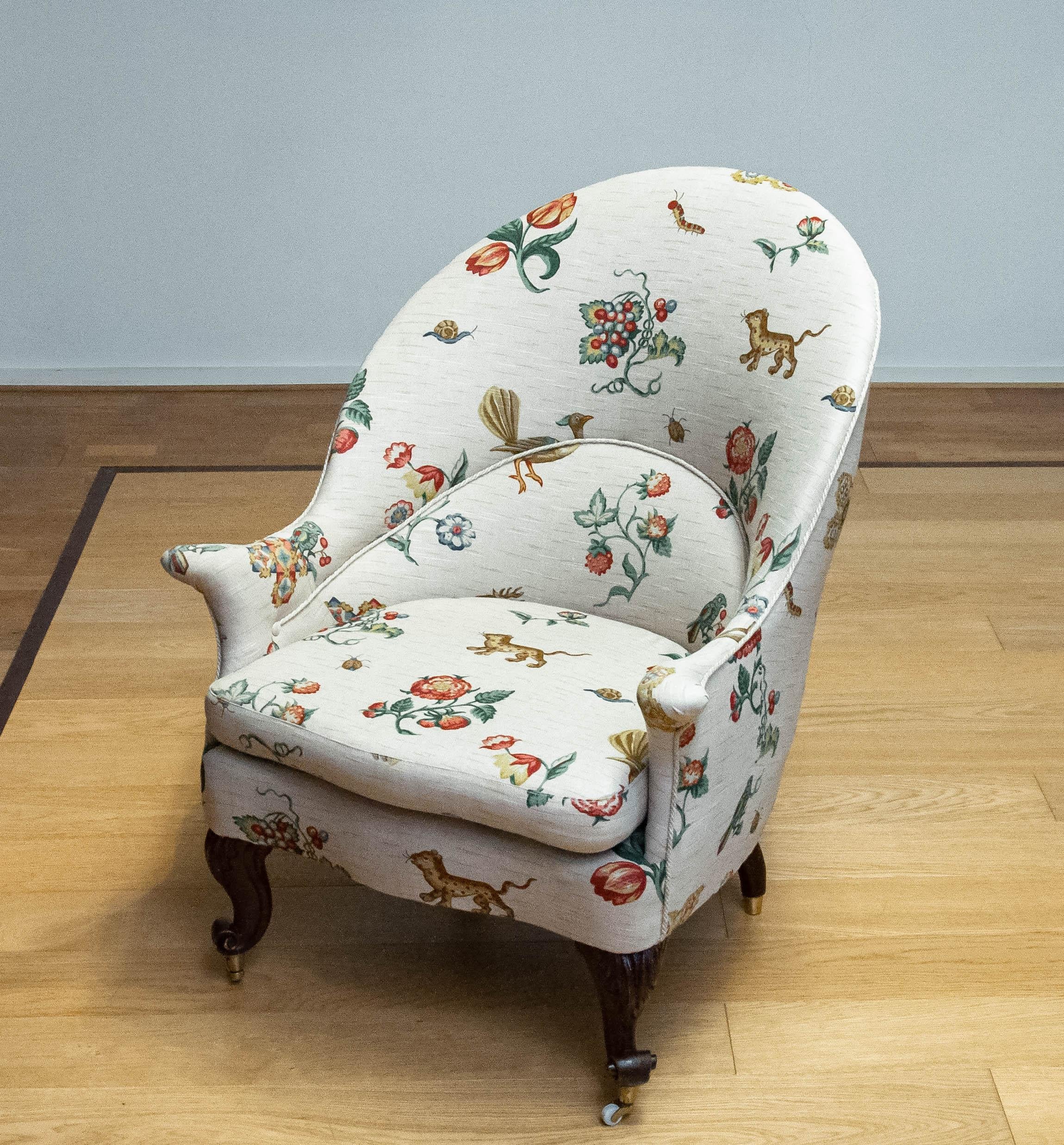 19th Century Swedish Armchair With Linen Flora And Fauna Fantasy Print Fabric For Sale 7