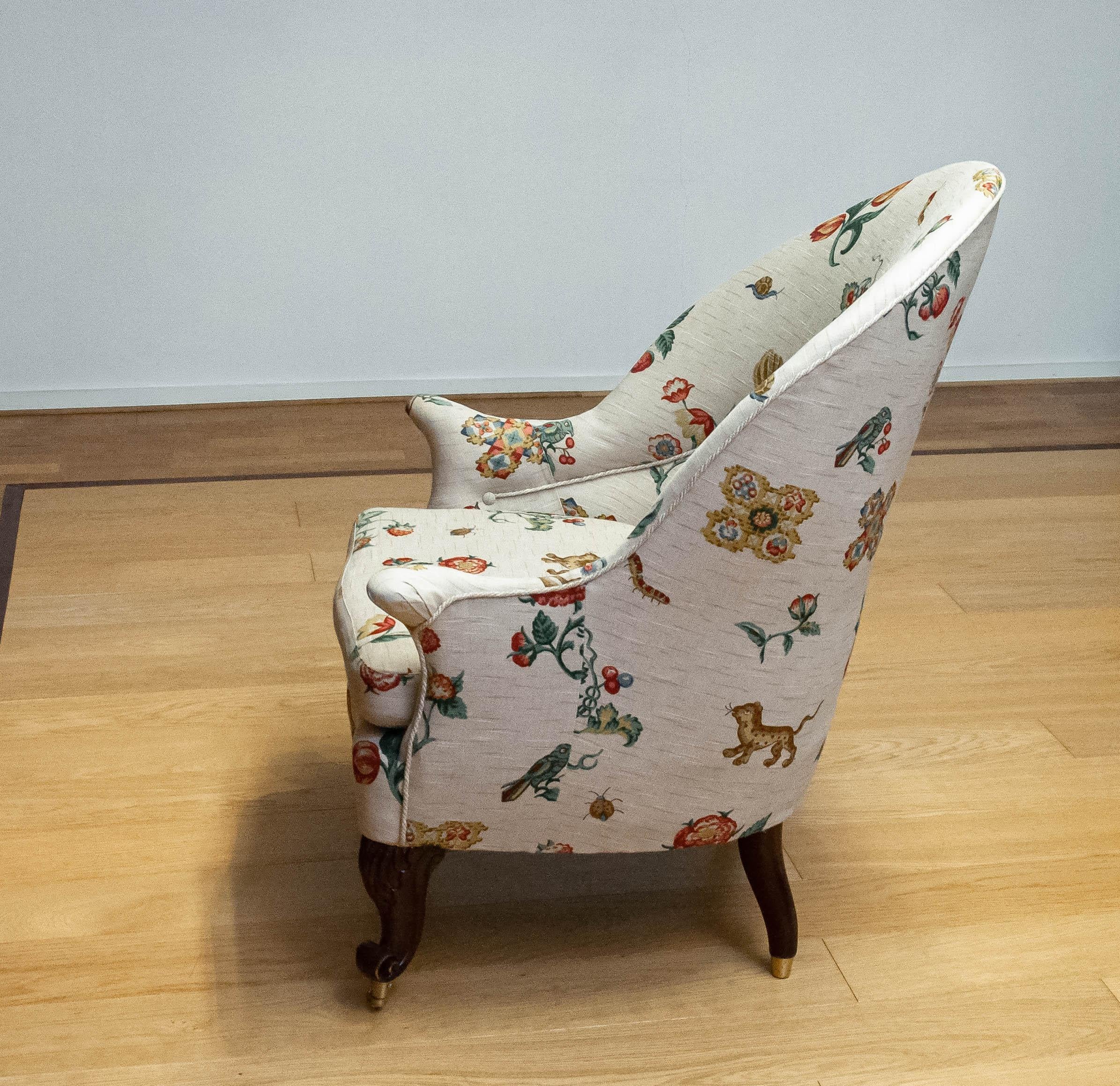 19th Century Swedish Armchair With Linen Flora And Fauna Fantasy Print Fabric For Sale 4