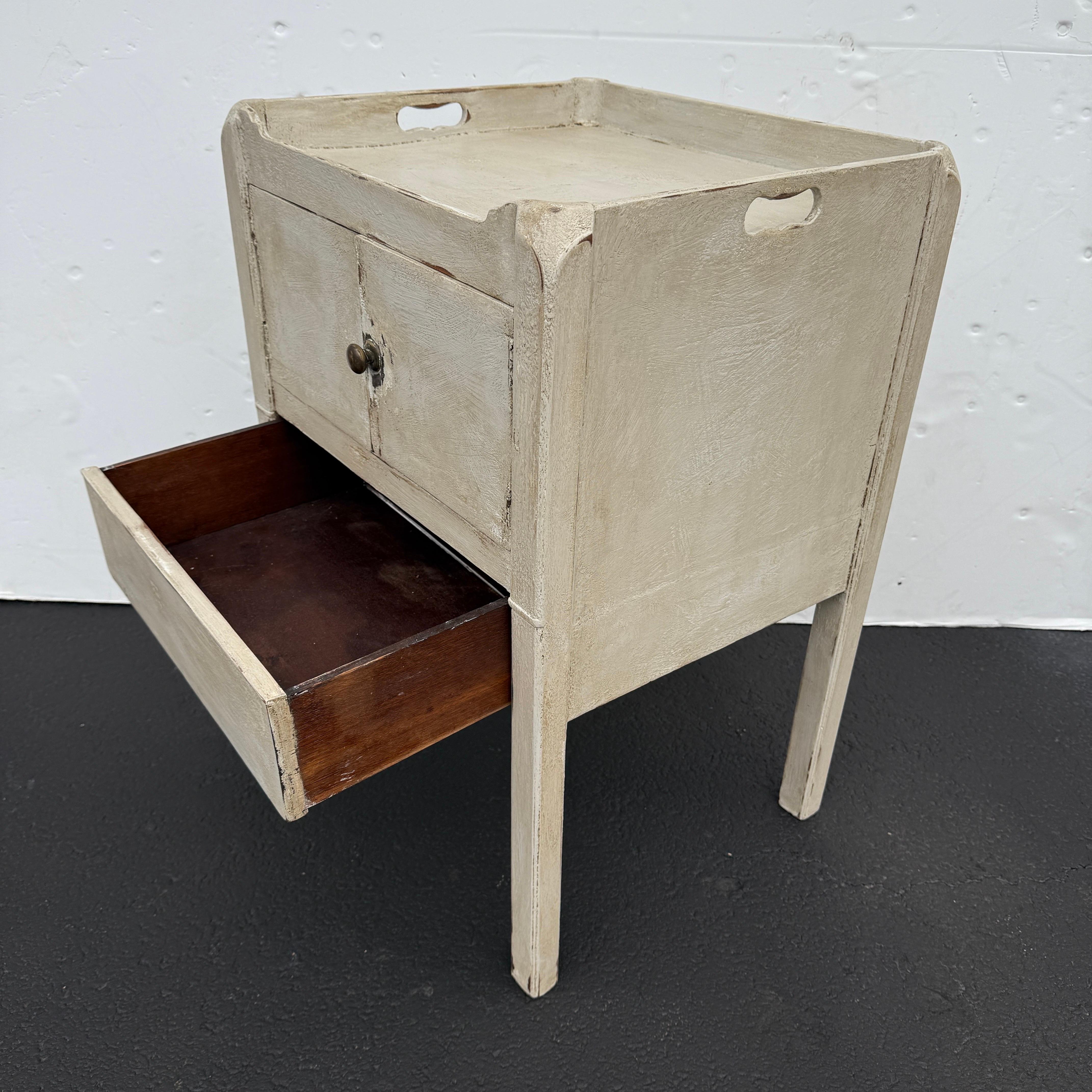 19th Century Swedish Bedside Nightstand End Table with Drawer For Sale 14