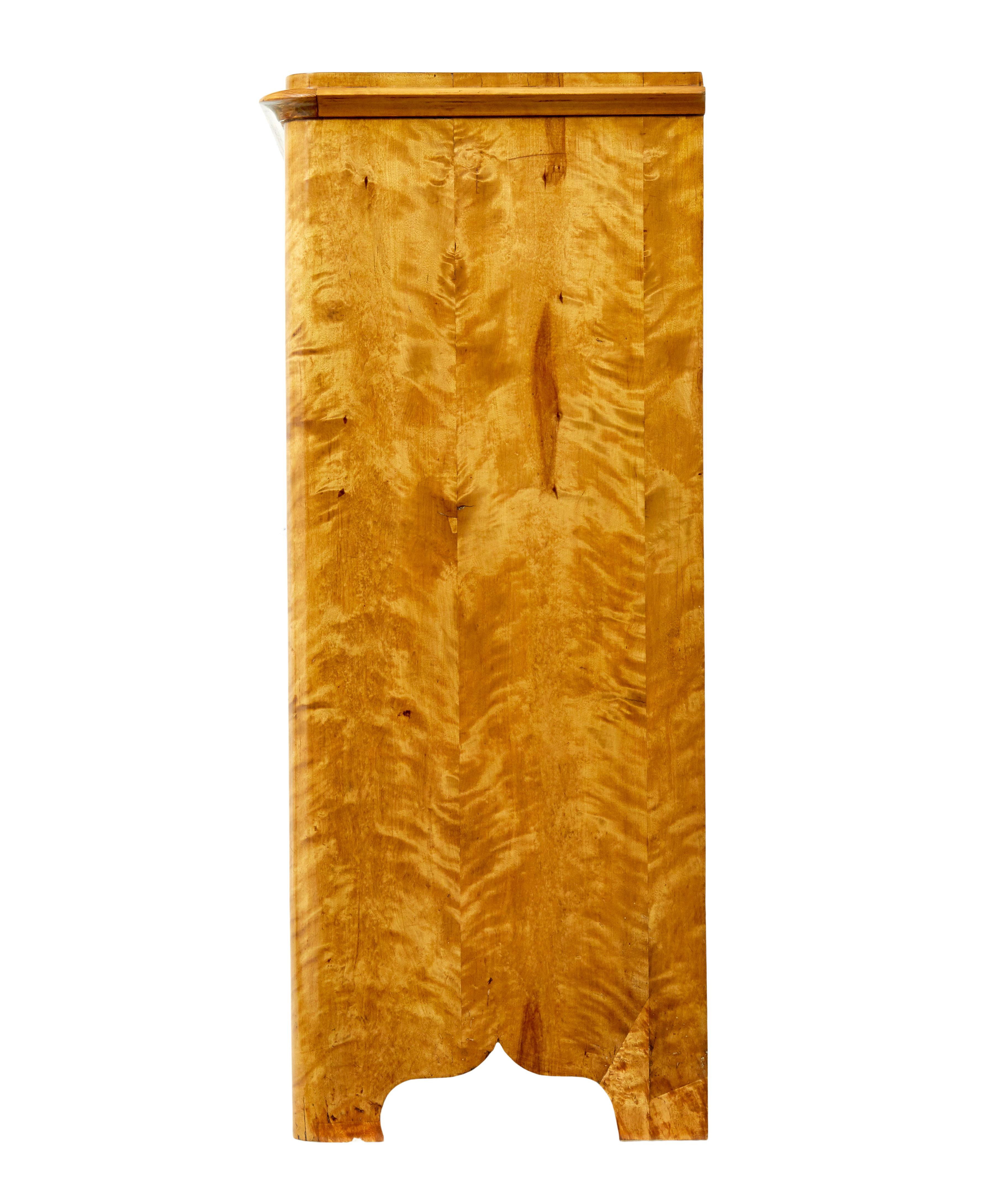19th century Swedish birch cupboard In Good Condition For Sale In Debenham, Suffolk