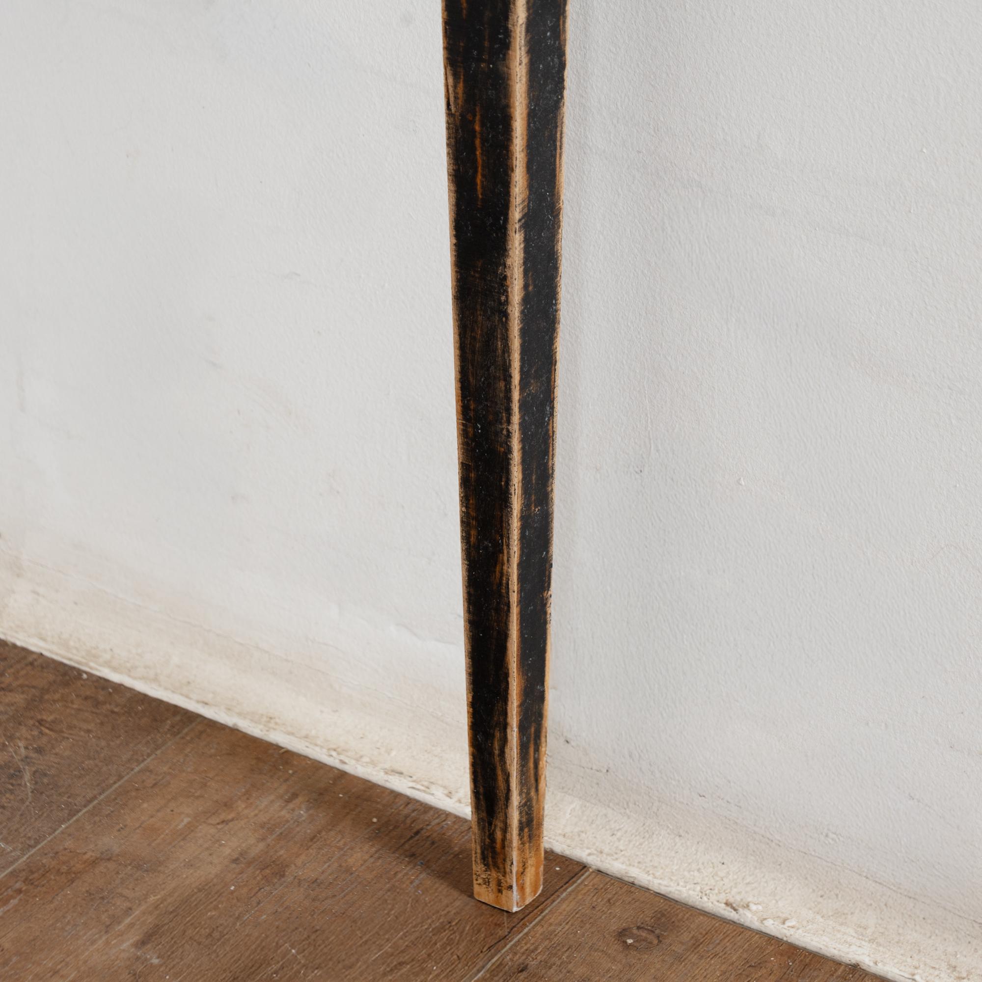19th Century Swedish Black Corner Table For Sale 1
