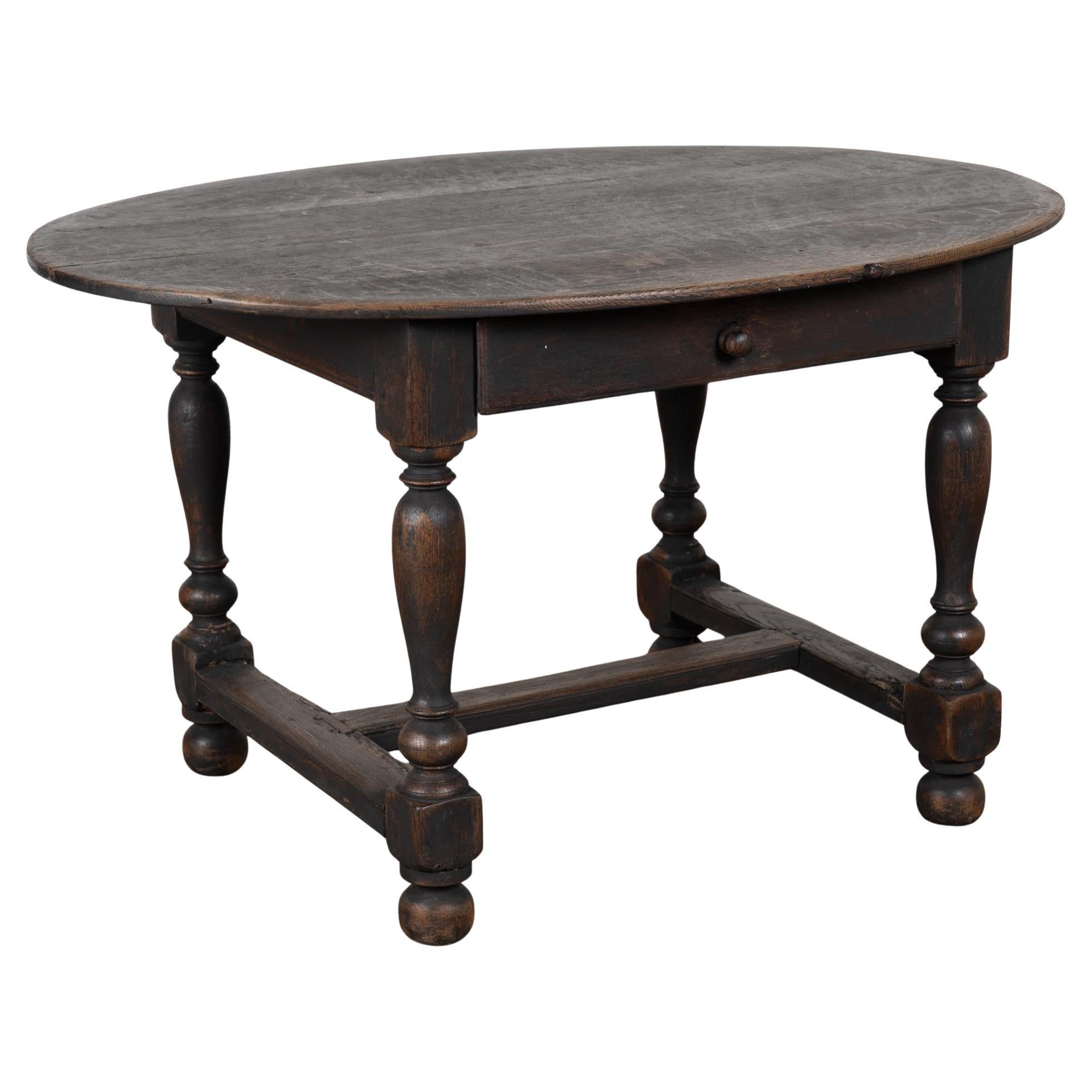 19th Century Swedish Black Painted Oak Oval Side Table For Sale