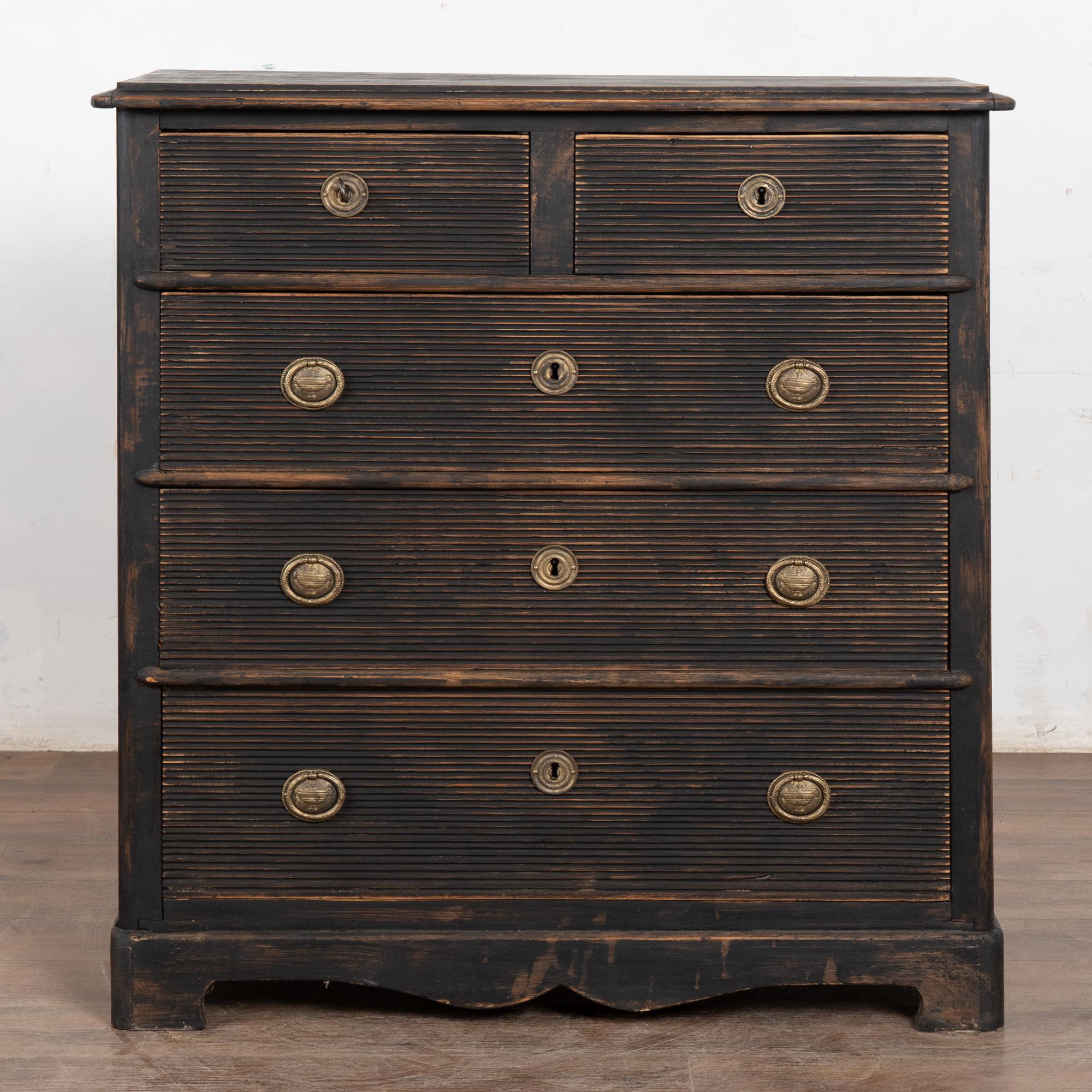 19th Century Swedish Black Pine Chest of Five Drawers In Good Condition For Sale In Round Top, TX