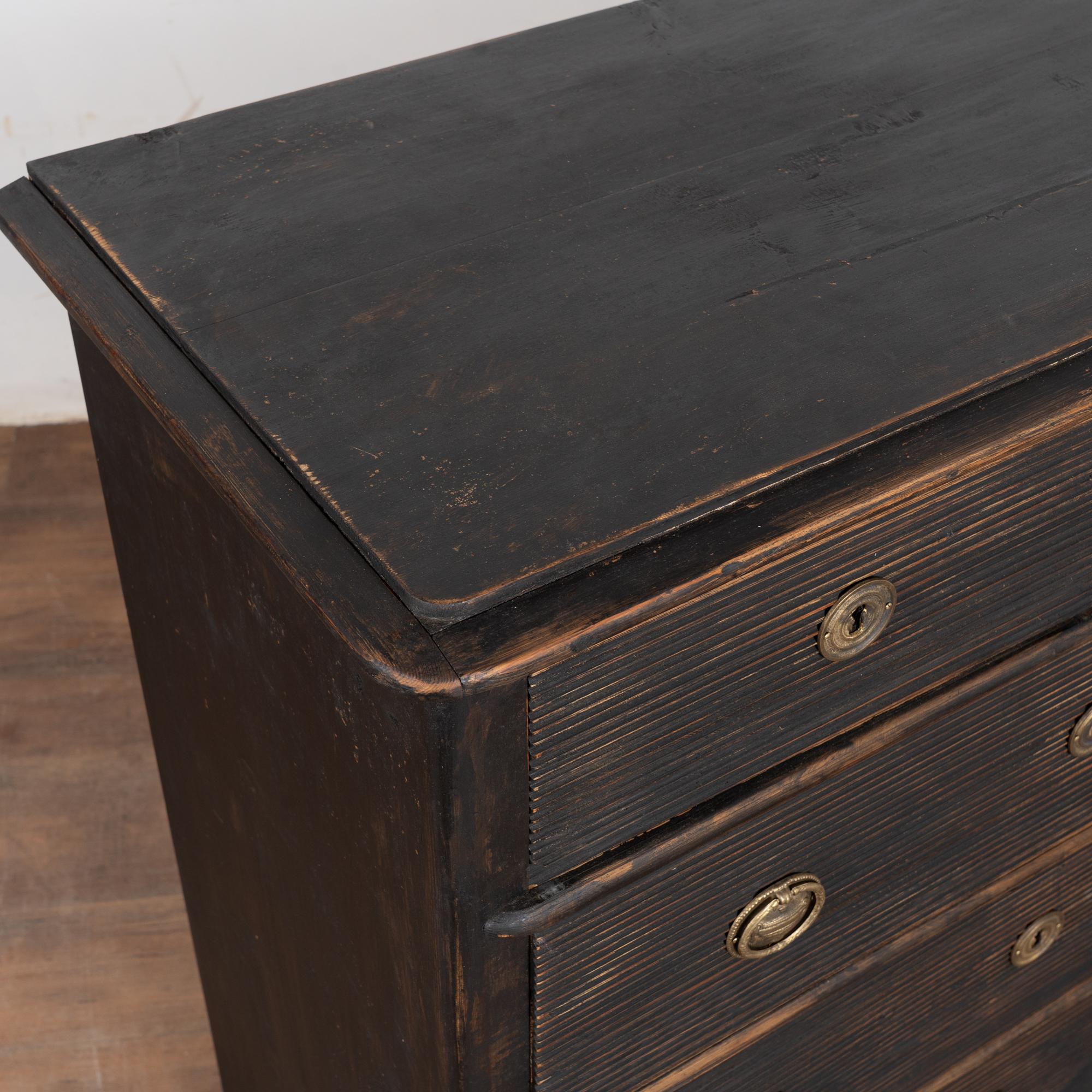 19th Century Swedish Black Pine Chest of Five Drawers For Sale 4