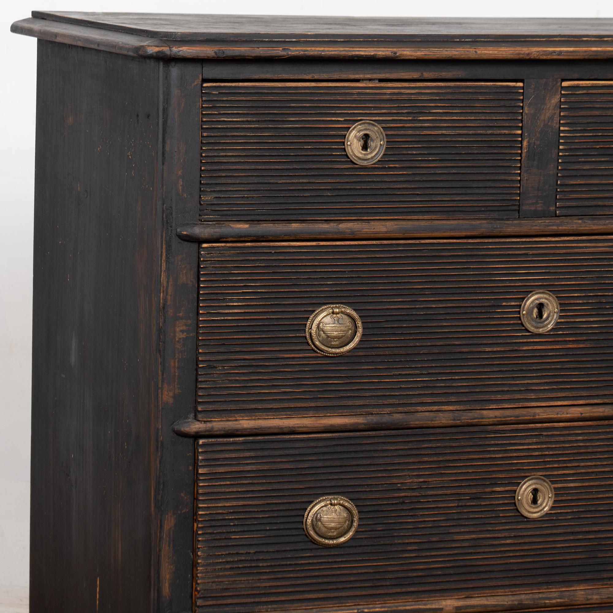 19th Century Swedish Black Pine Chest of Five Drawers For Sale 5