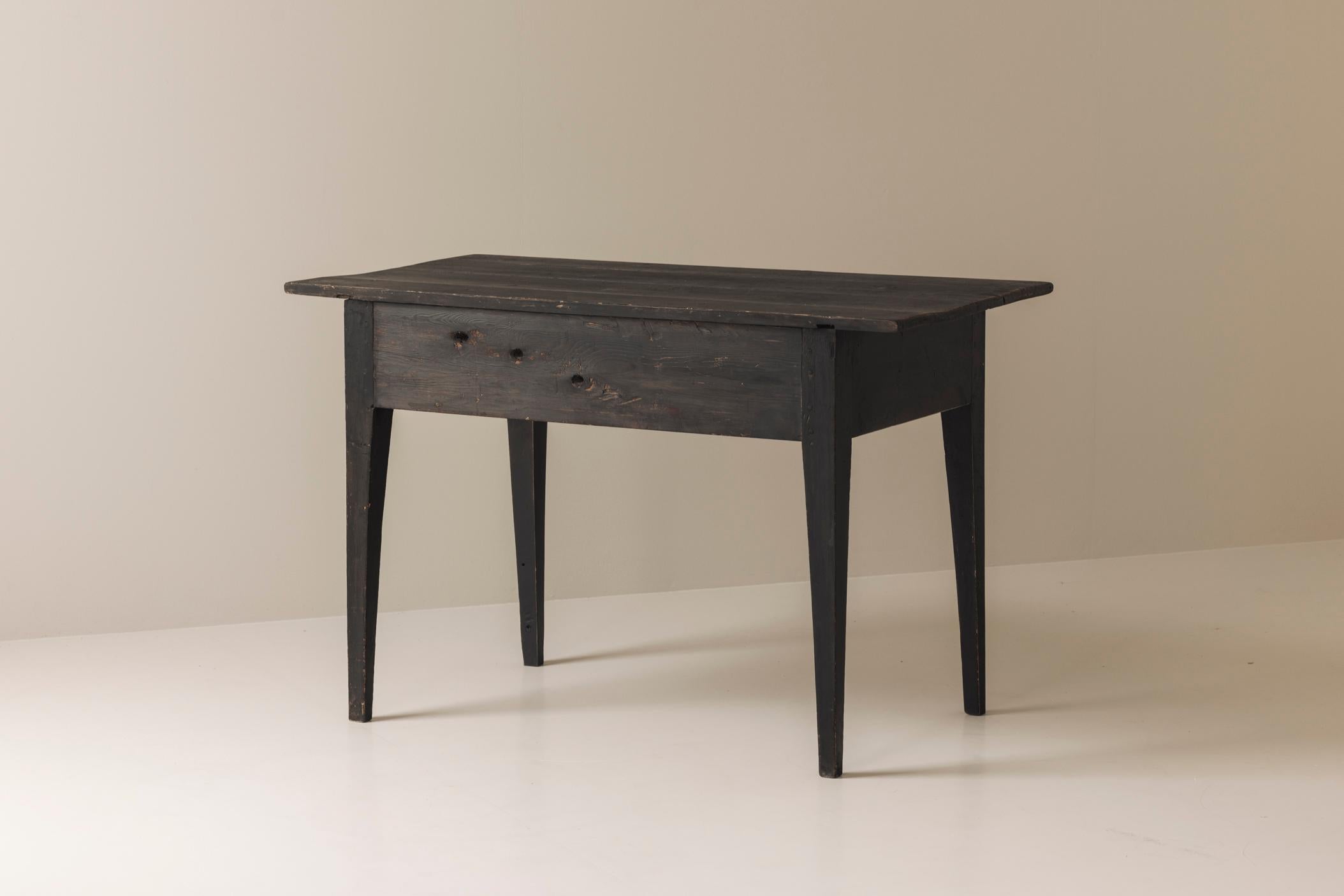 19th century Swedish black stained desk / table For Sale 9