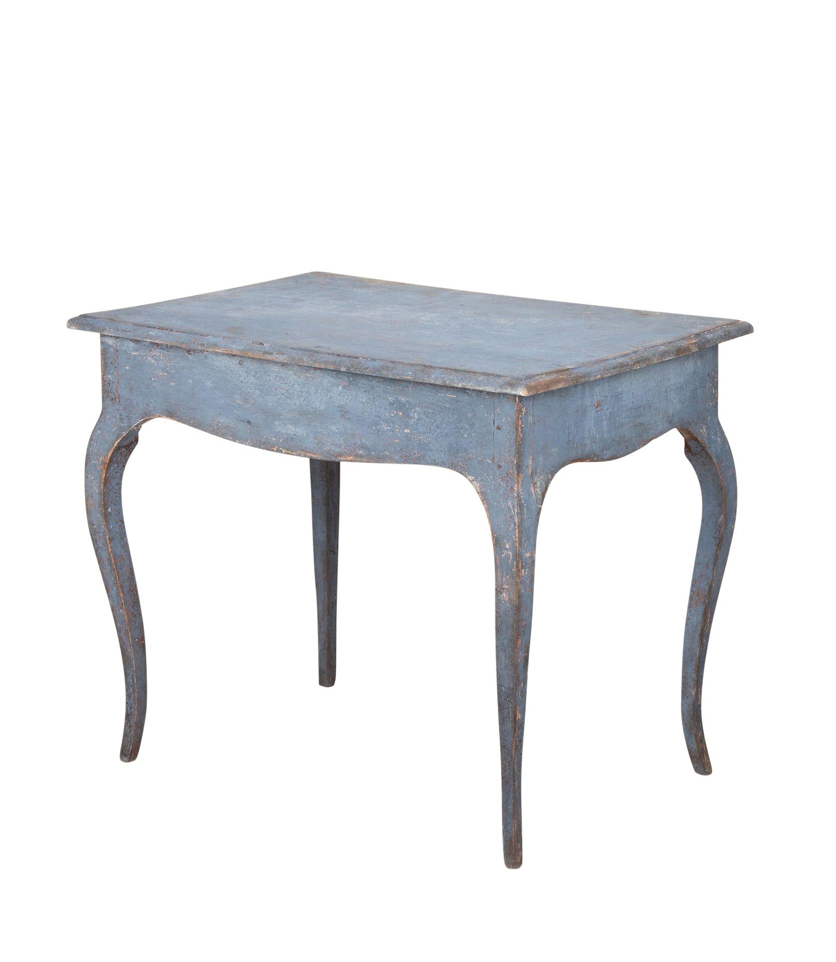 19th Century Swedish side table.
On decorative cabriolet legs with a single drawer.
Repainted in soft blue. Circa 1830.