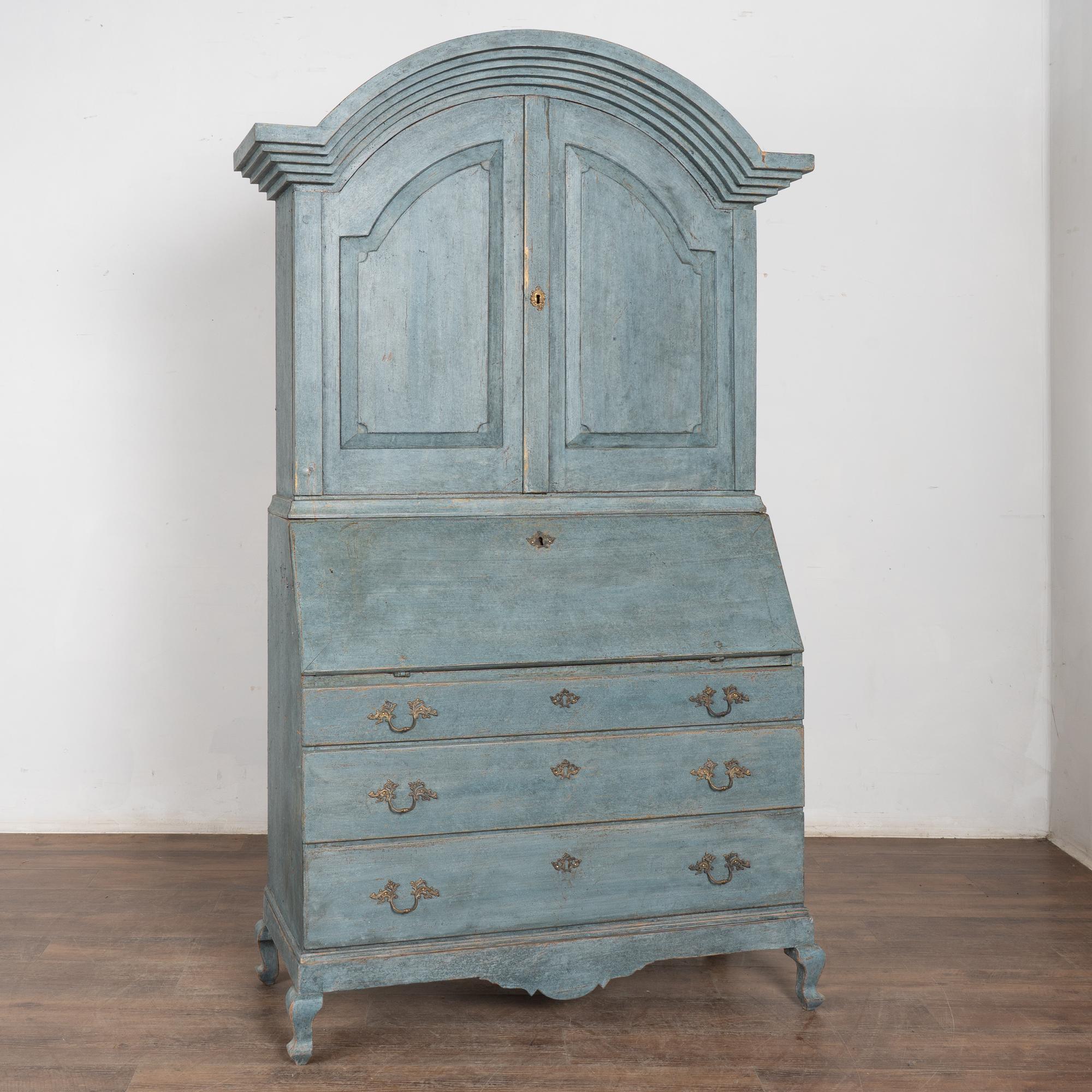 19th Century Swedish Blue Painted Tall Oak Secretary For Sale 1