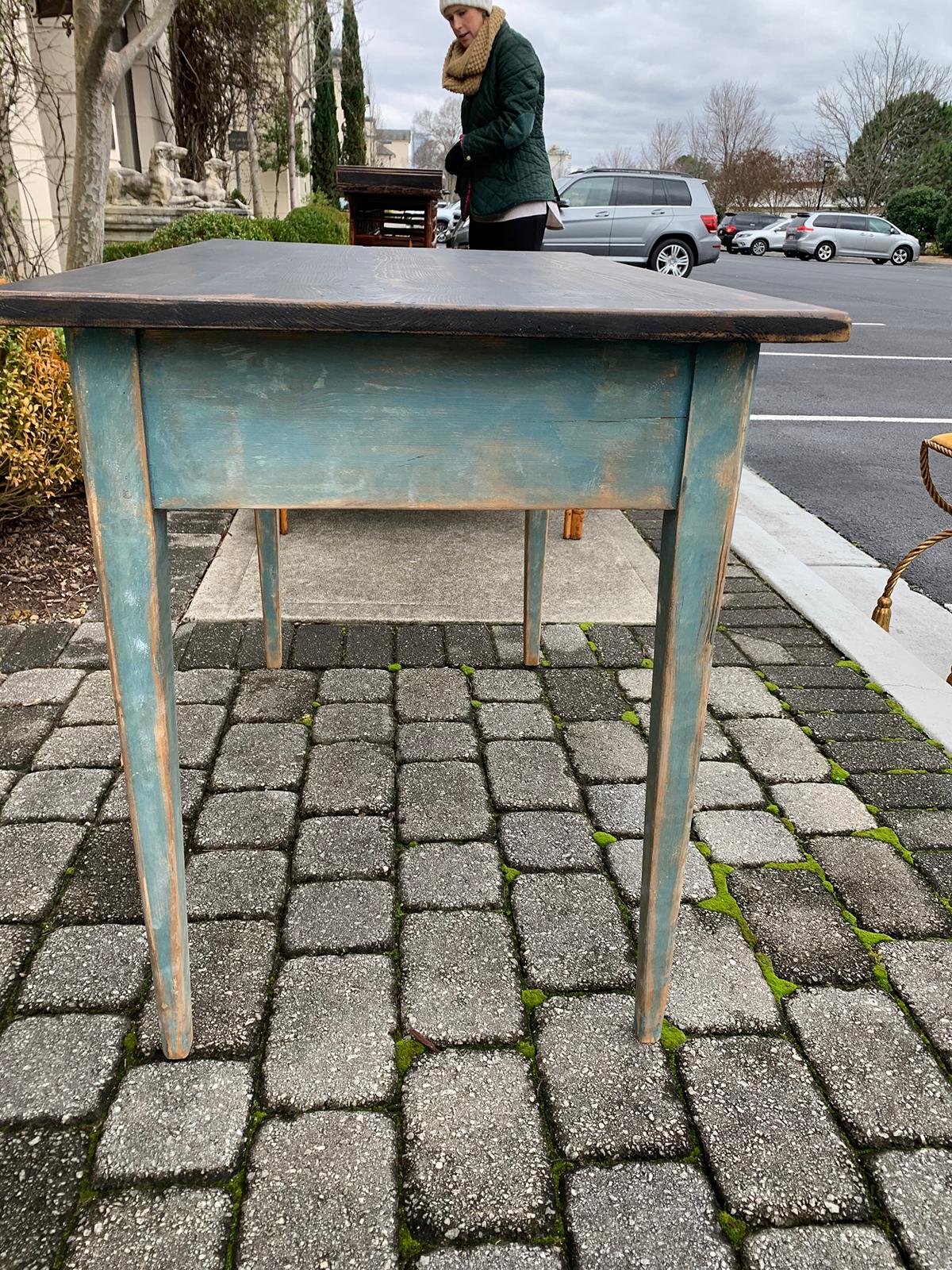 19th Century Swedish Blue Painted Writing Table 2