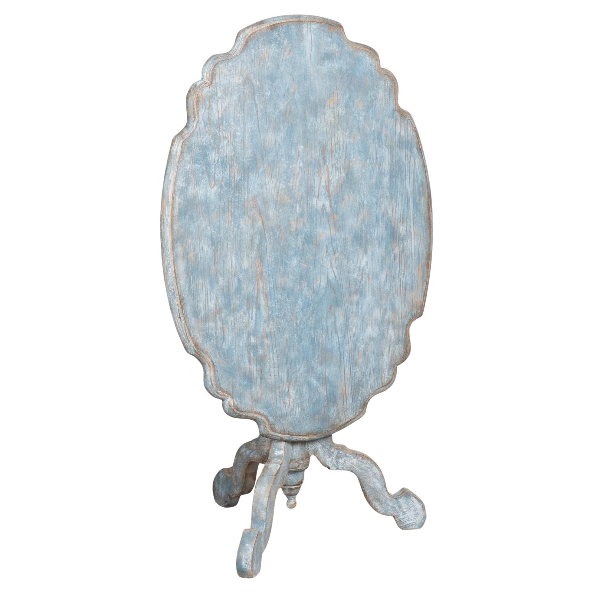 19th Century Swedish Blue Rococo Tilt Top Side Table For Sale