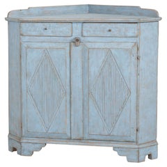 Petite armoire d'angle bleue suédoise du XIXe siècle