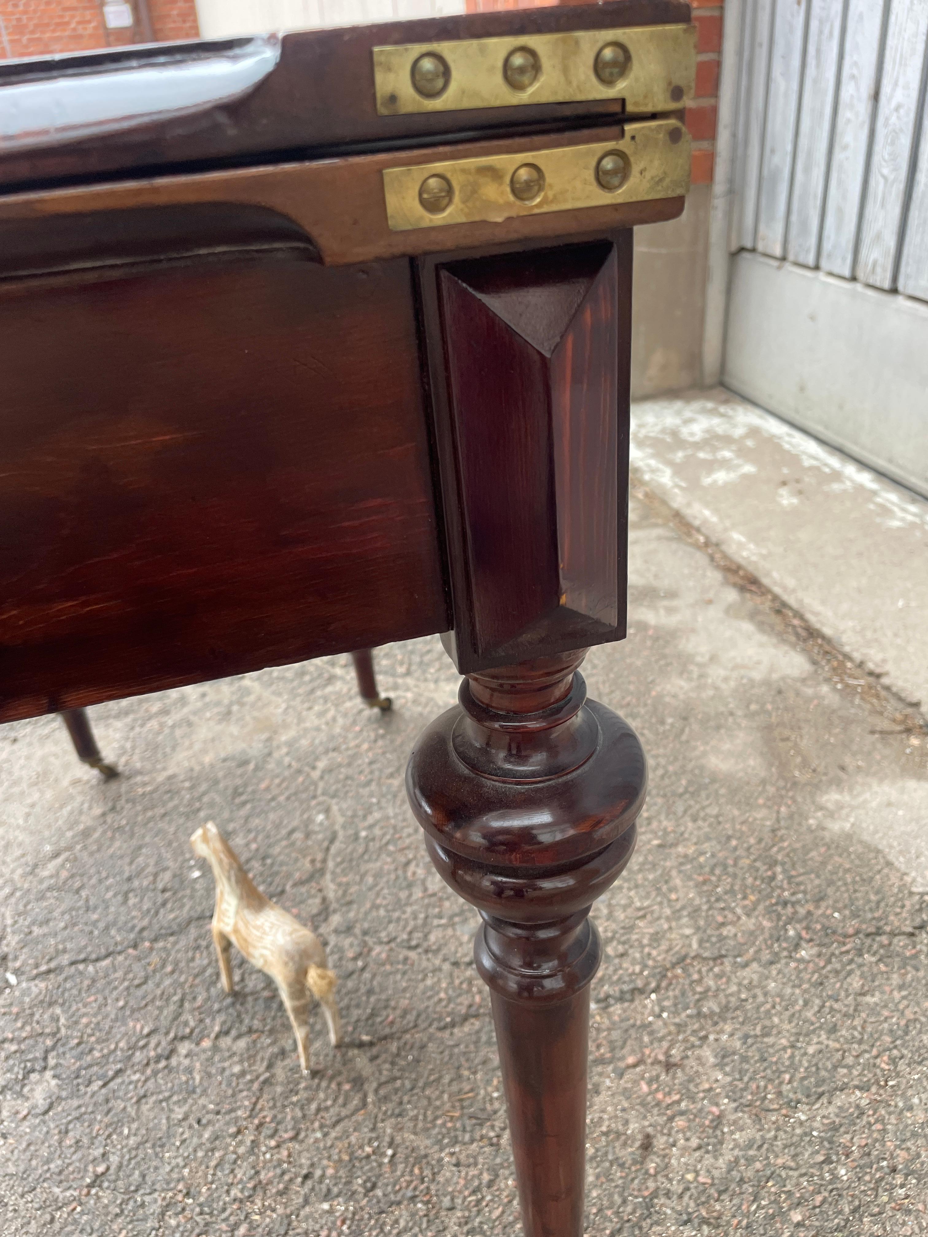 19th Century Swedish Card Table Mahogany Wood  For Sale 1