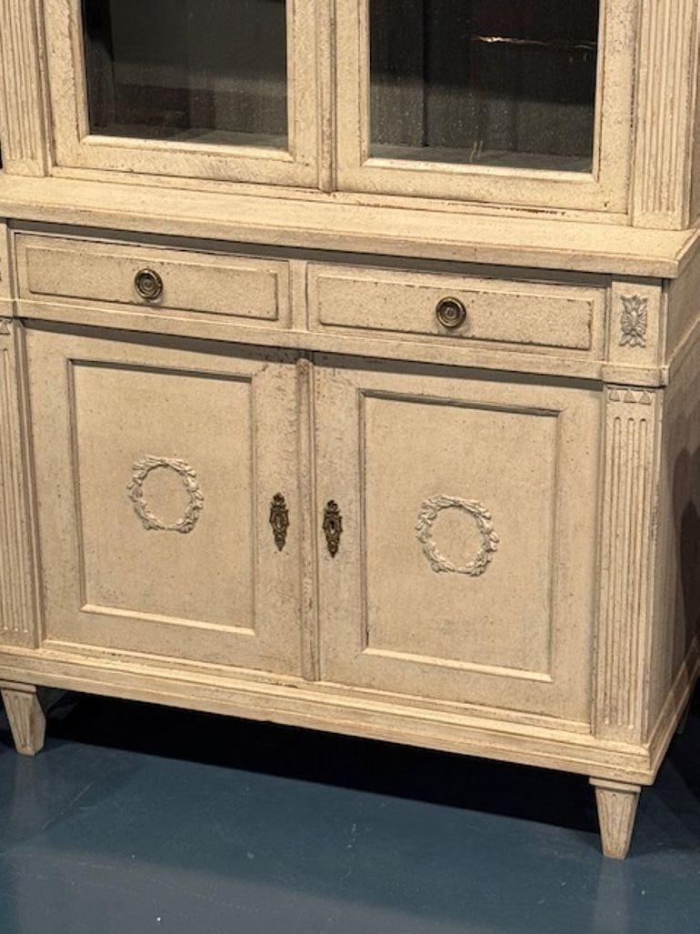 19th Century Swedish Carved and Painted Gustavian Style Cabinet In Good Condition For Sale In Dallas, TX