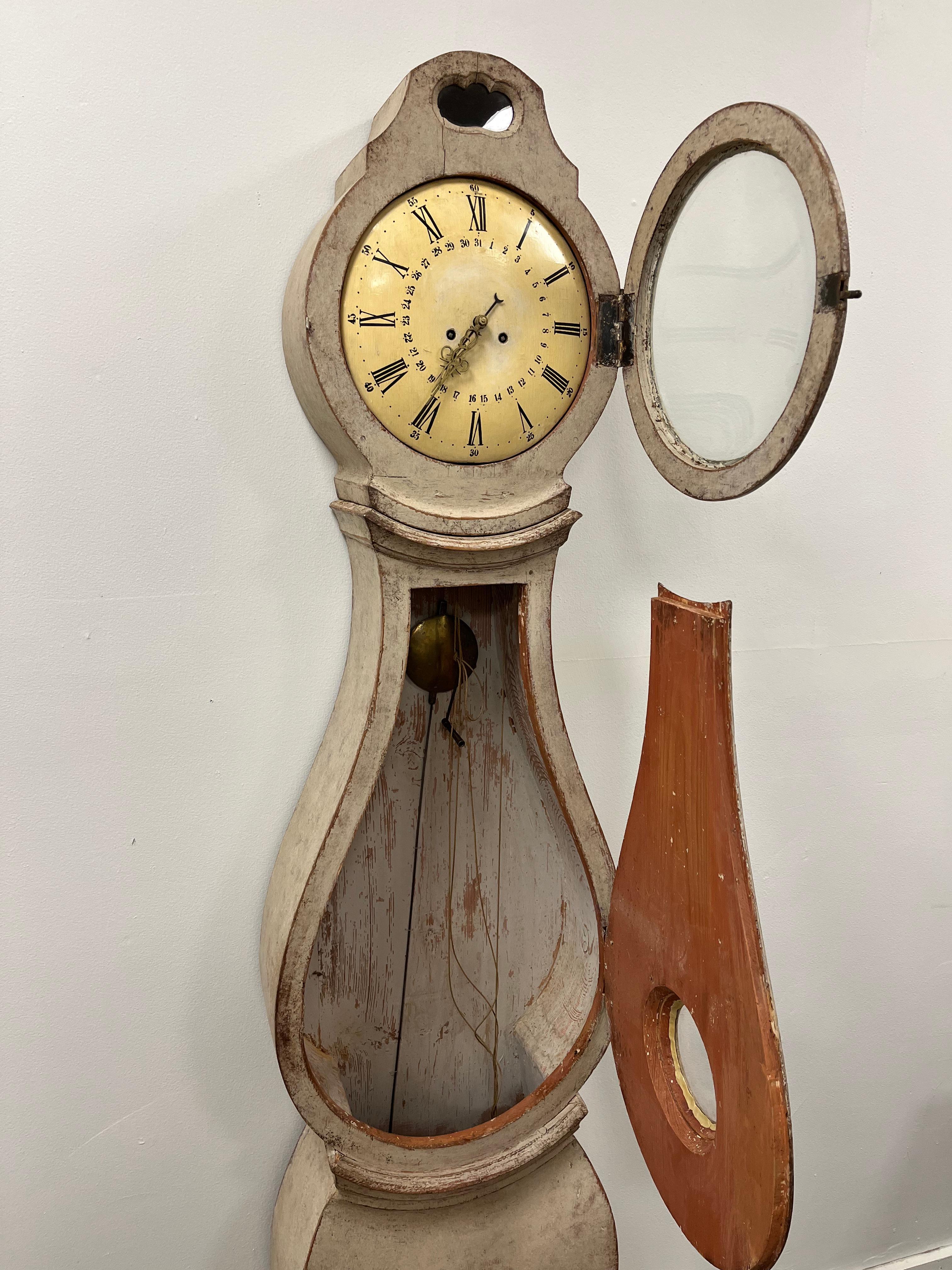 Horloge à boîtier suédoise du 19e siècle en vente 2