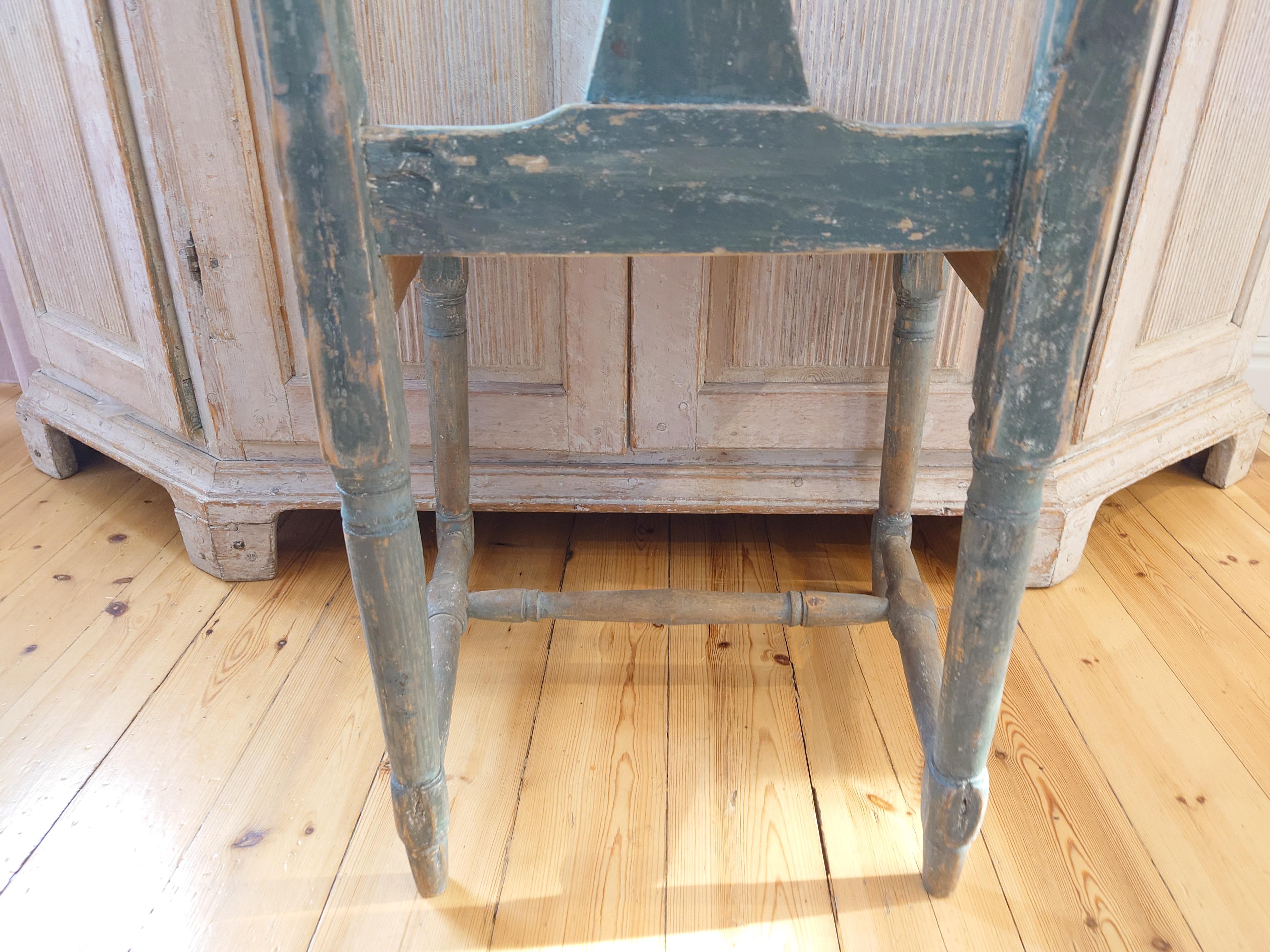 Chaise suédoise du 19ème siècle en transition rococo/ gustavienne  Hälsingland en vente 6
