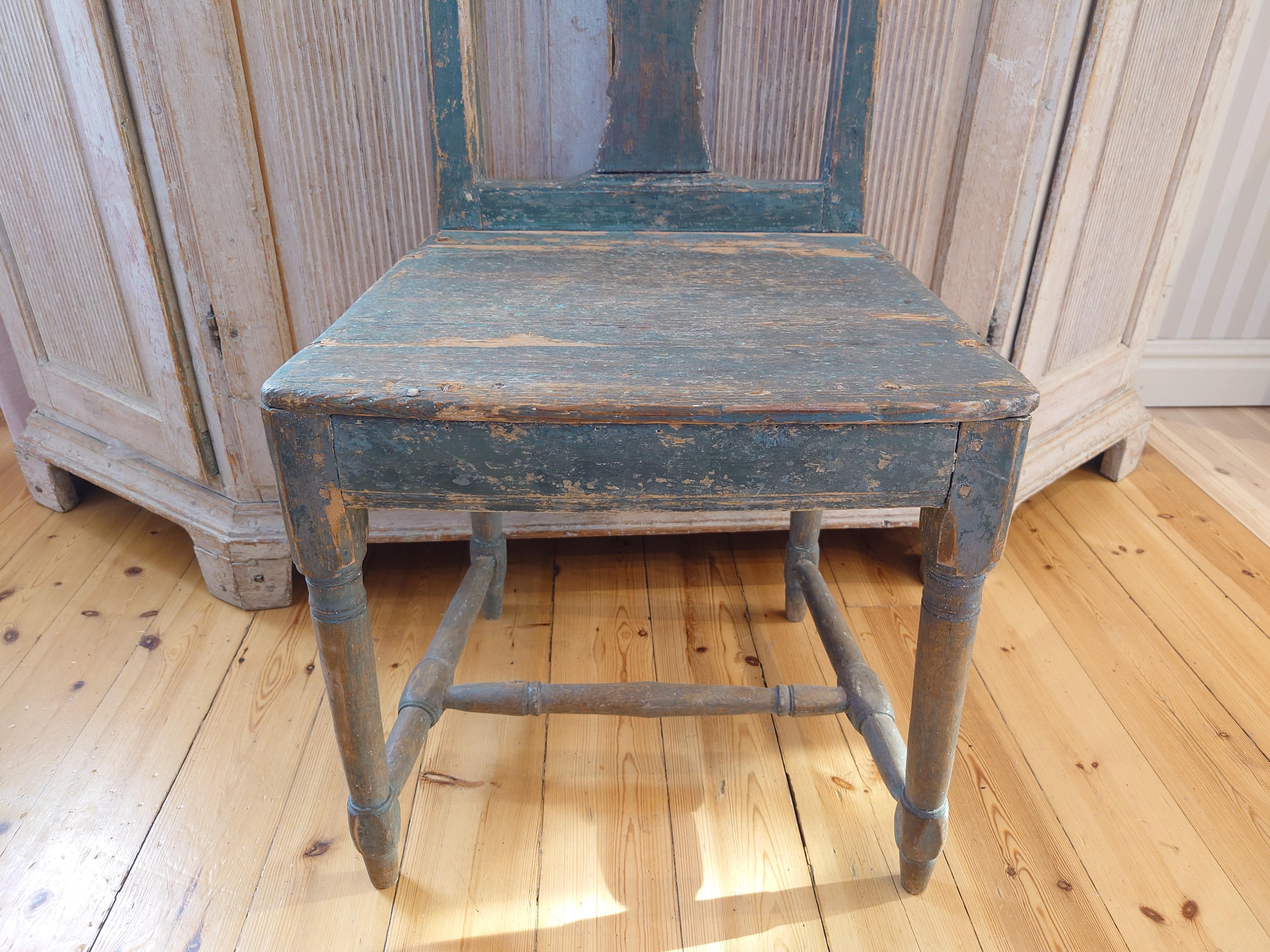 Rococo Chaise suédoise du 19ème siècle en transition rococo/ gustavienne  Hälsingland en vente