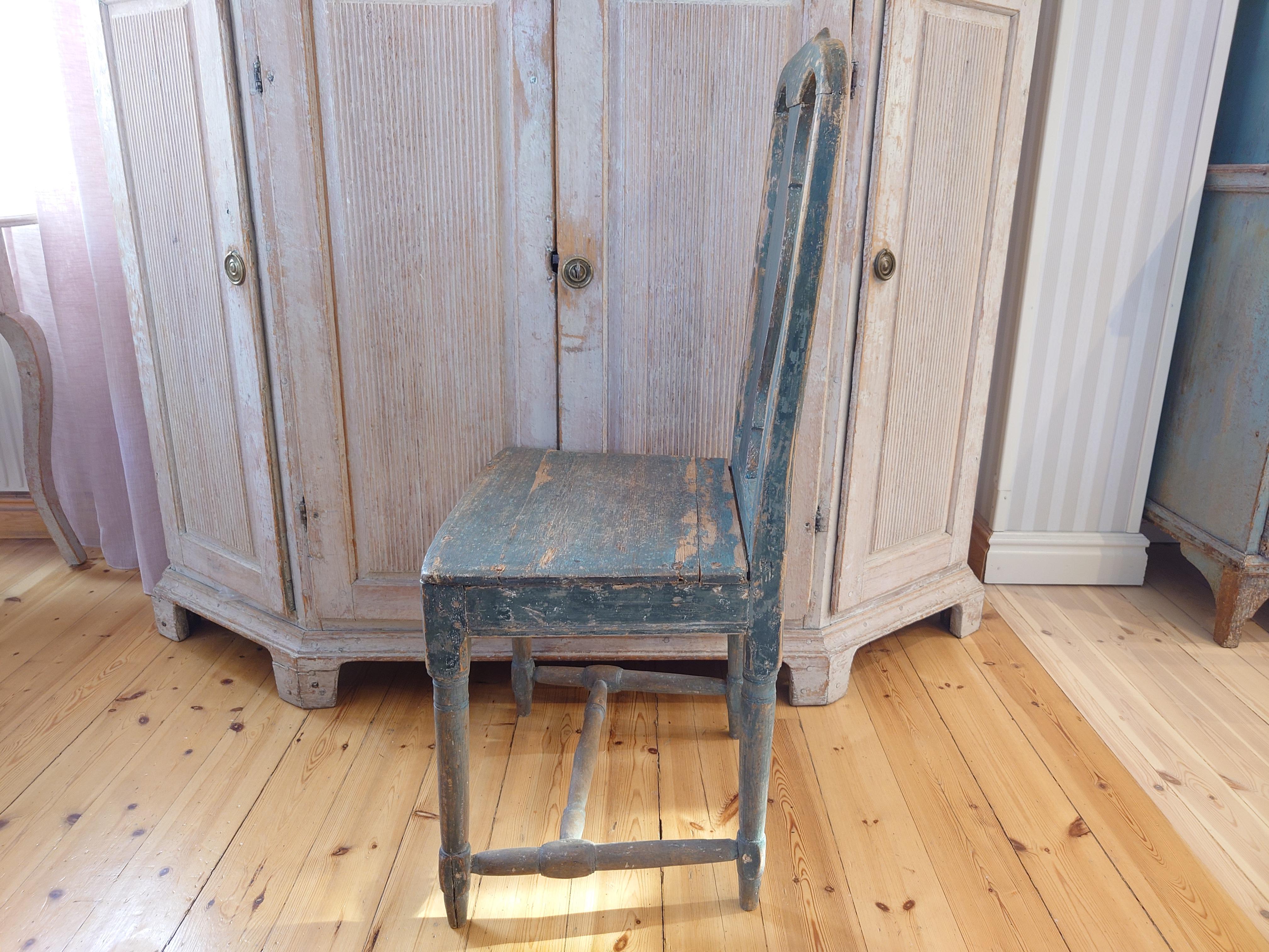 Pin Chaise suédoise du 19ème siècle en transition rococo/ gustavienne  Hälsingland en vente