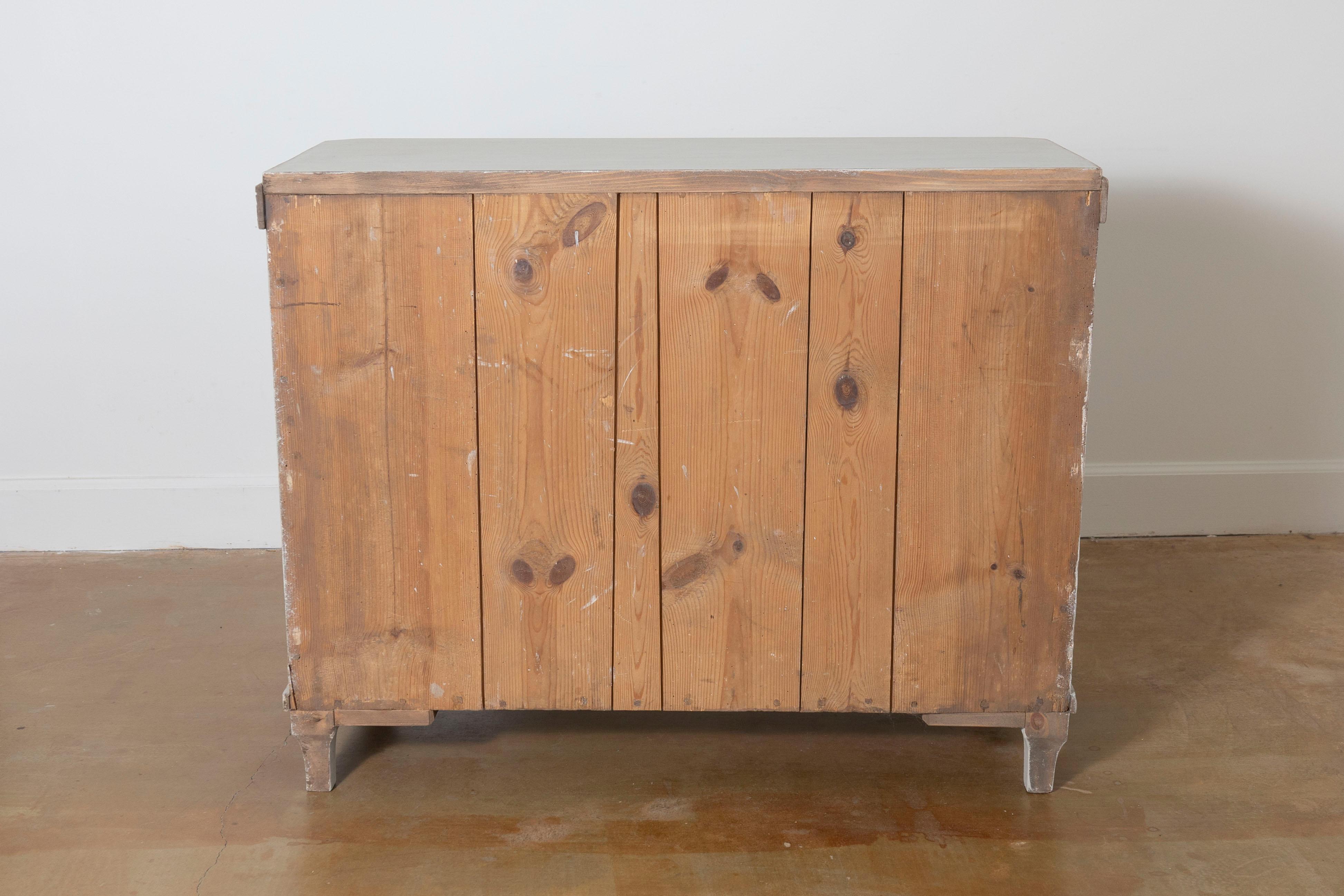 19th Century Swedish Chest of Drawers 2