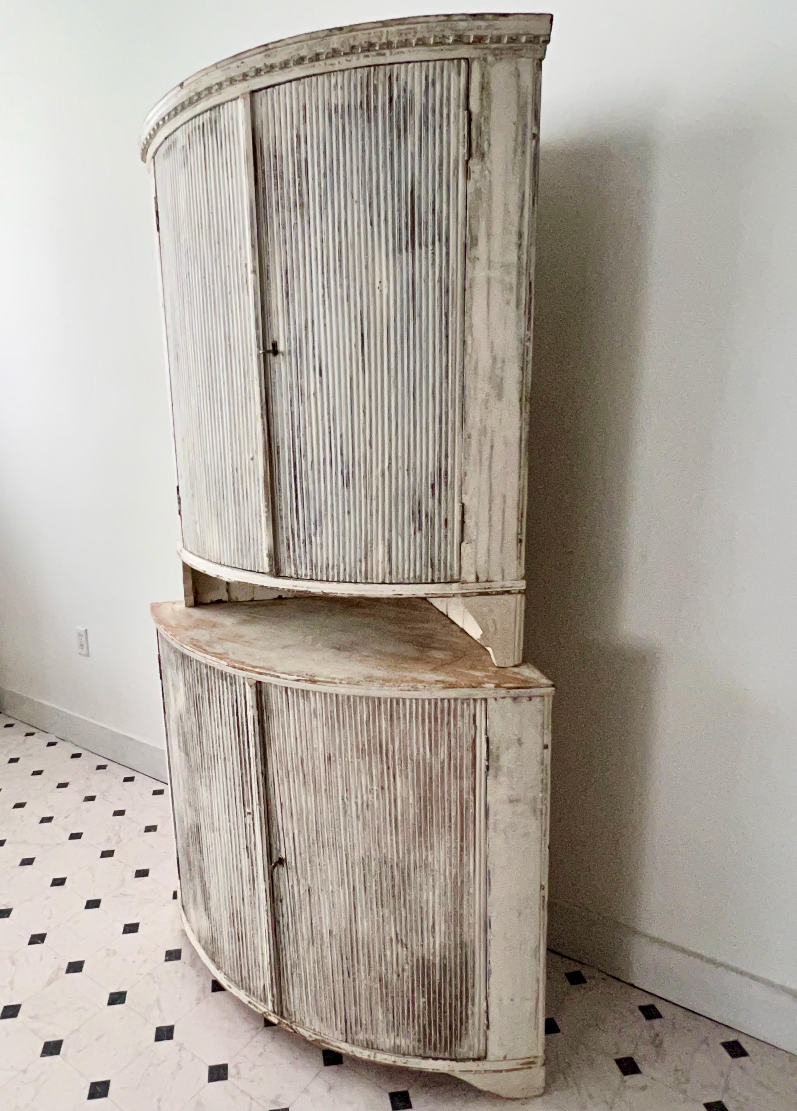 Hand-Carved 19th Century Swedish Corner Cupboard For Sale