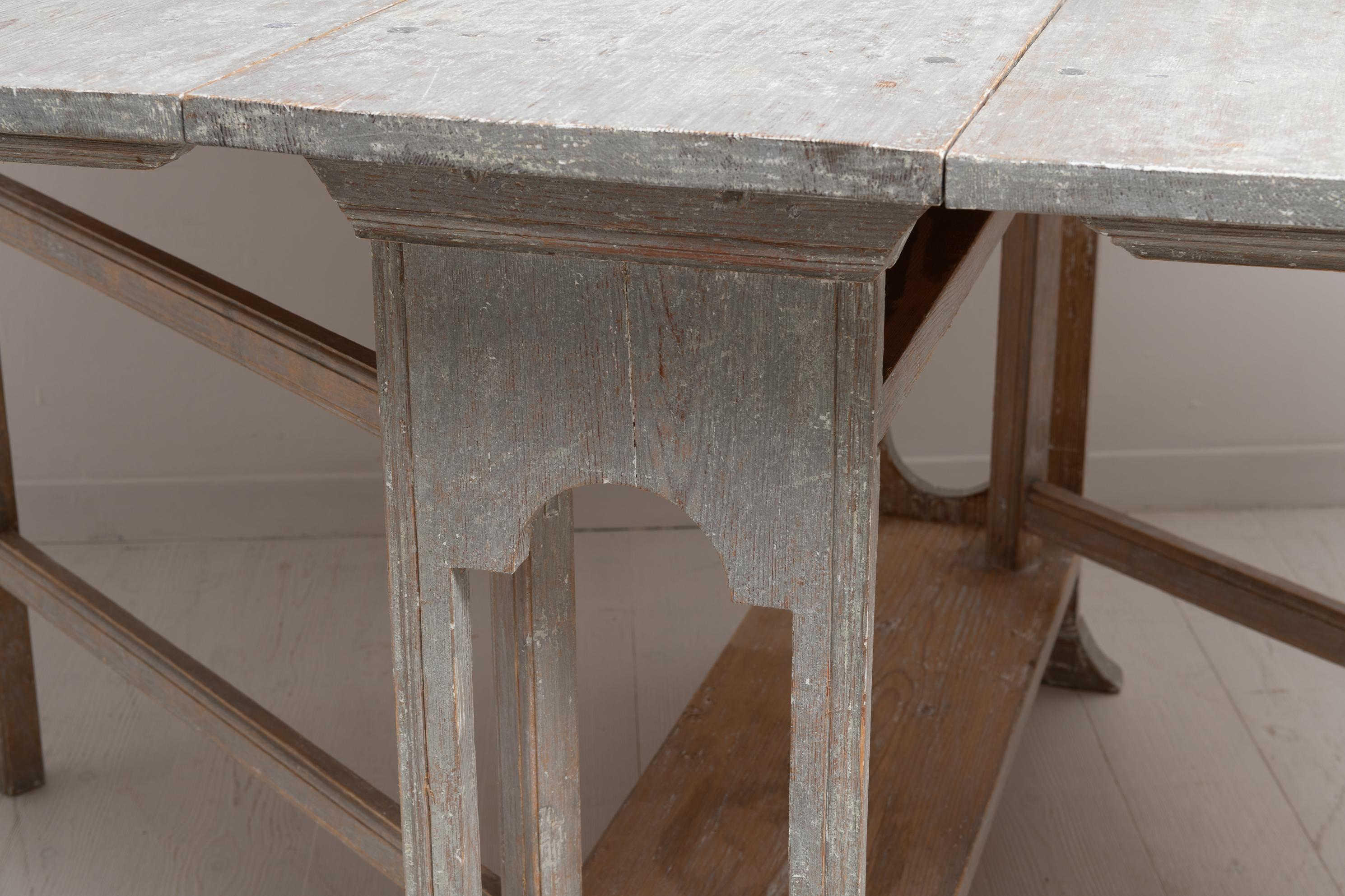 19th Century Swedish Country House Gustavian Drop Leaf Table 7
