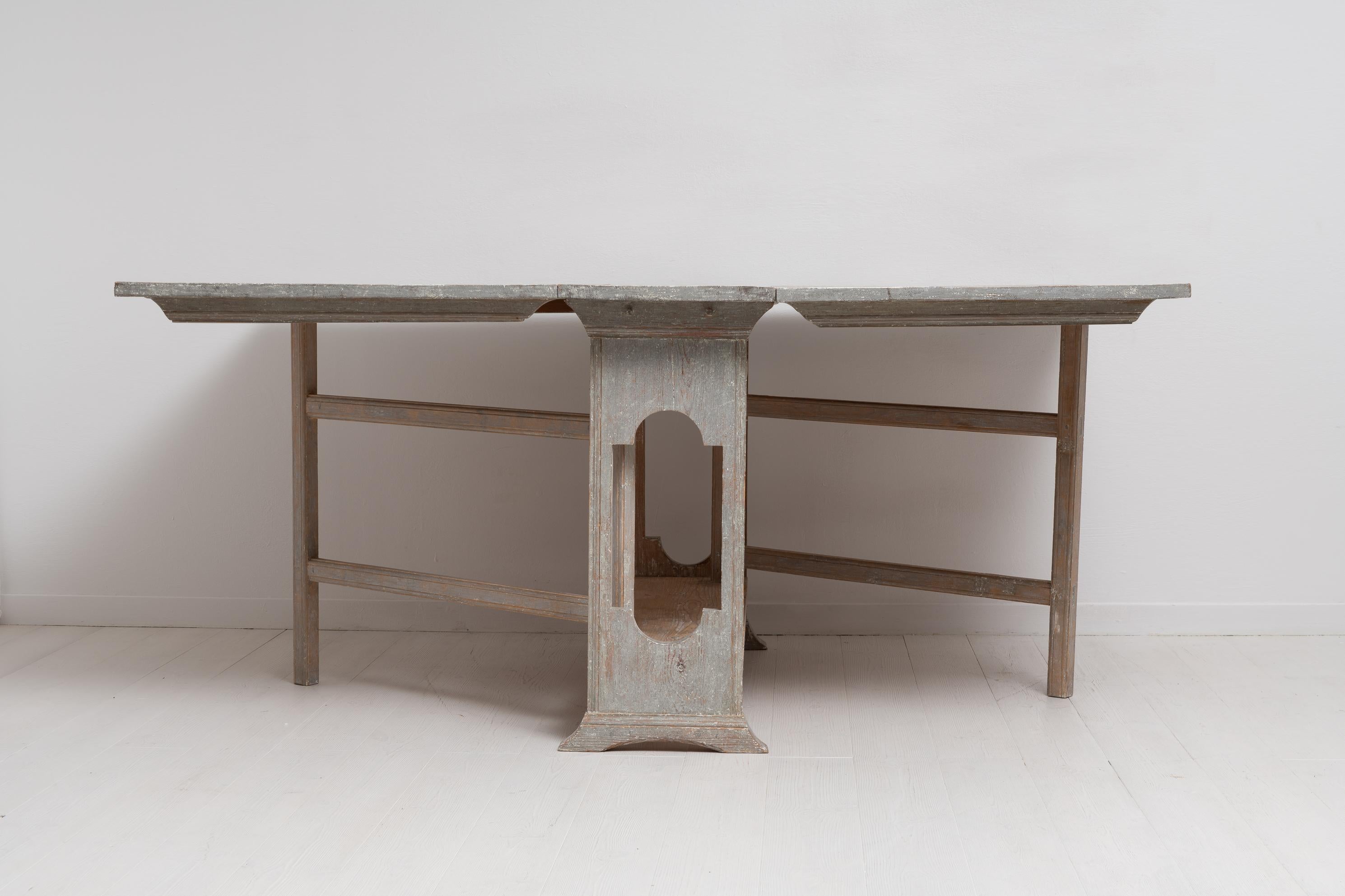 19th Century Swedish Country House Gustavian Drop Leaf Table 2