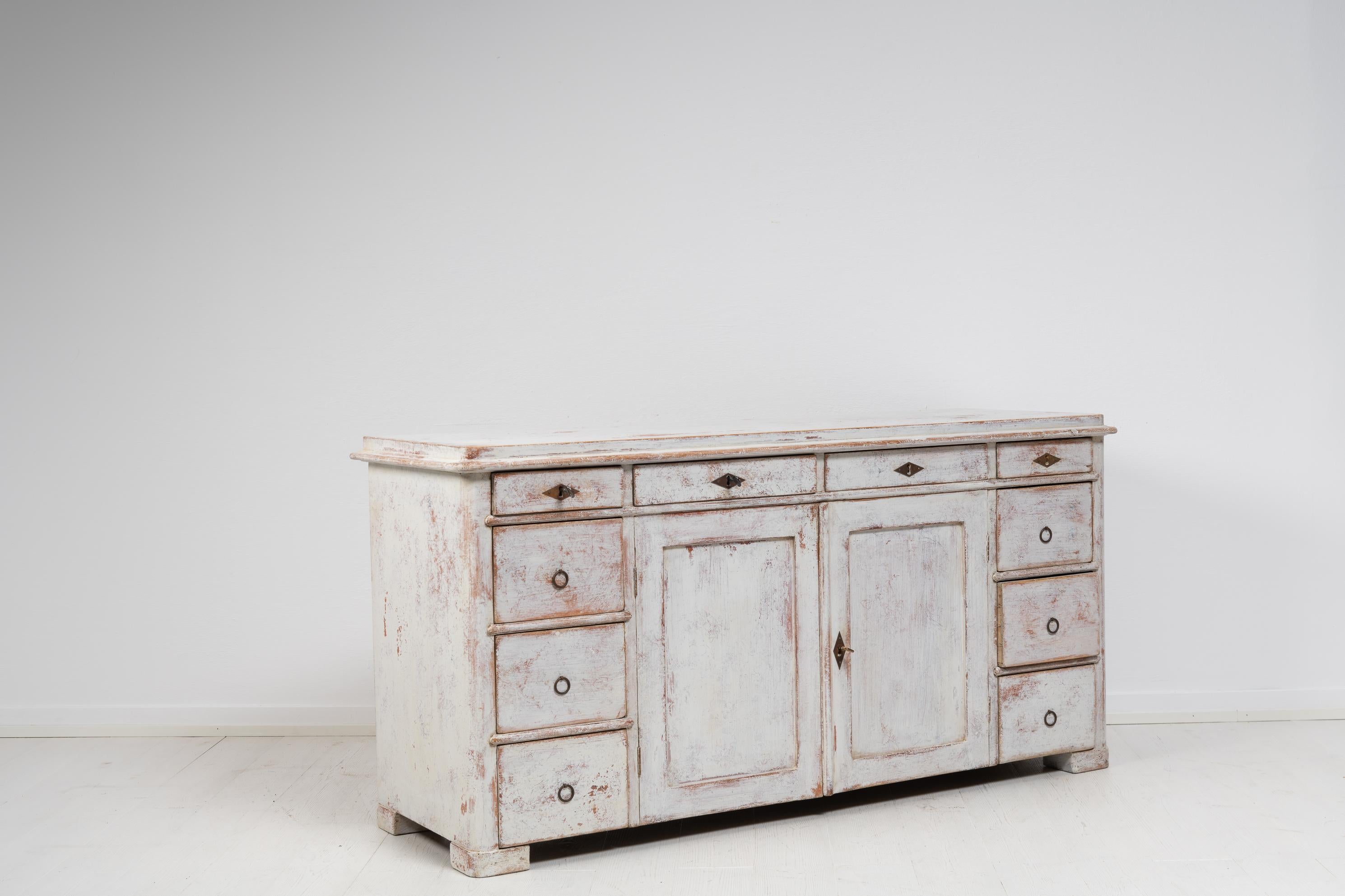 19th Century Swedish Country Sideboard with Drawers  2